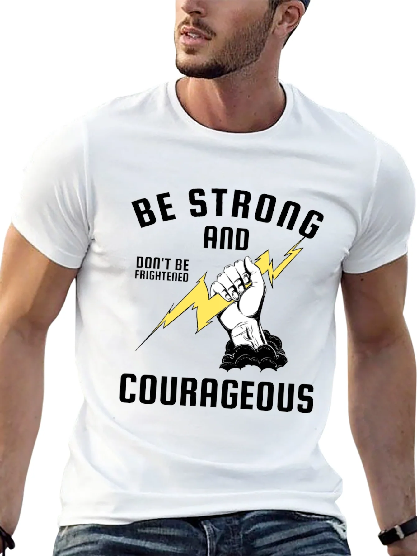 Camiseta Negra Inspiradora: S¨¦ Fuerte y Valiente