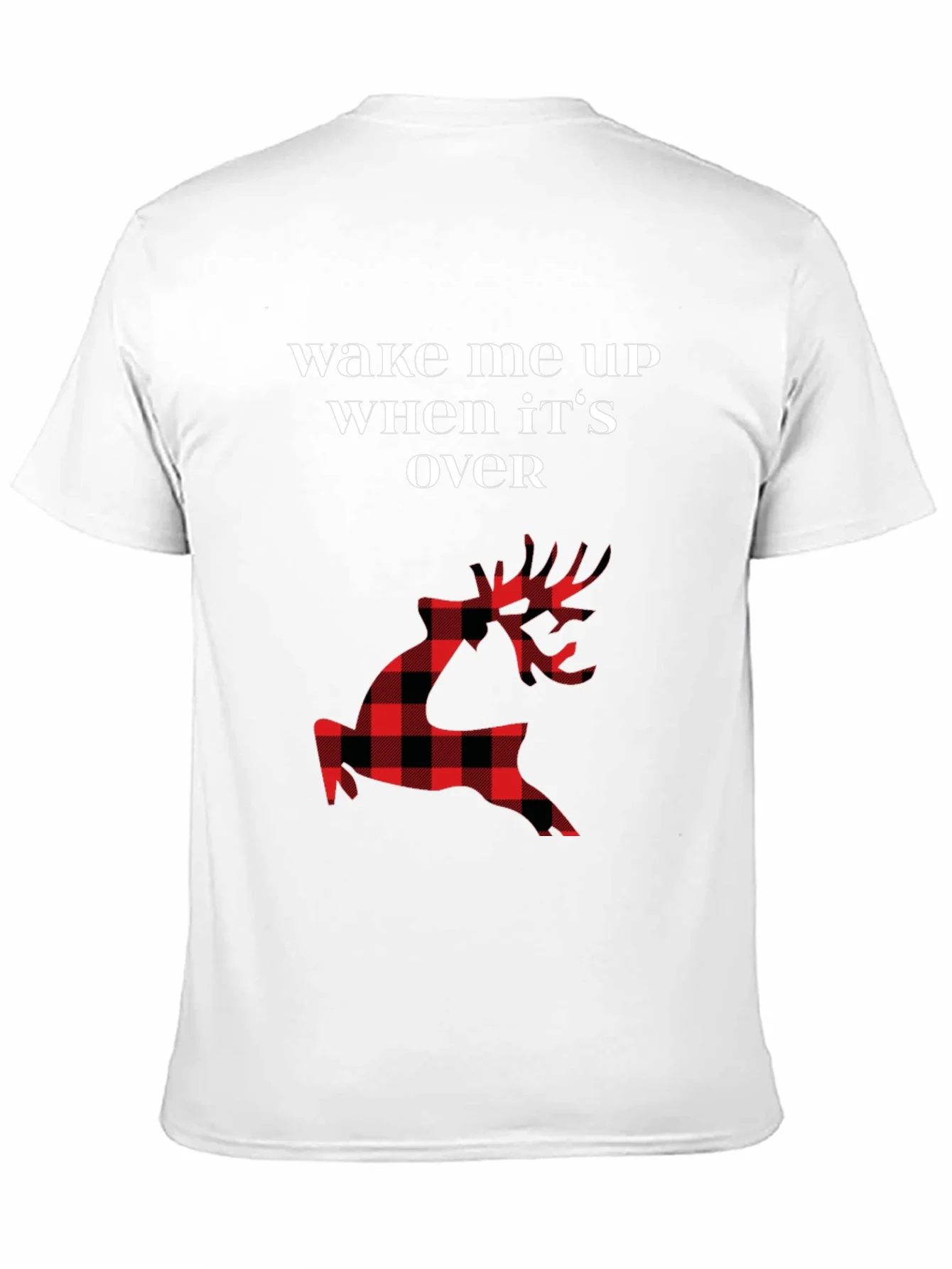 Camiseta Negra con Reno a Cuadros y Letras Divertidas