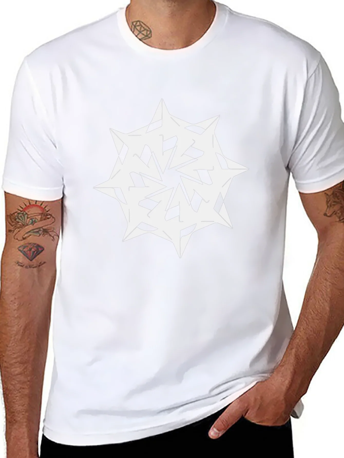 Camiseta Negra con Dise?o Abstracto Blanco
