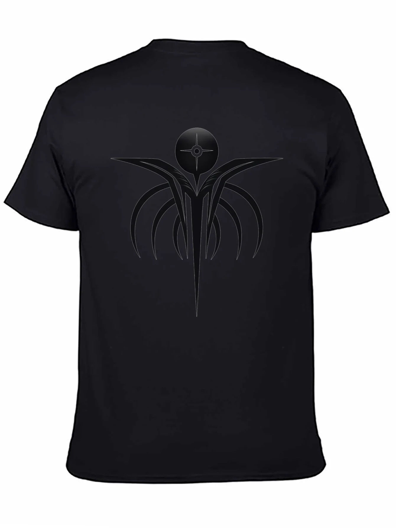 Camiseta Negra Estampado Abstracto Moderno