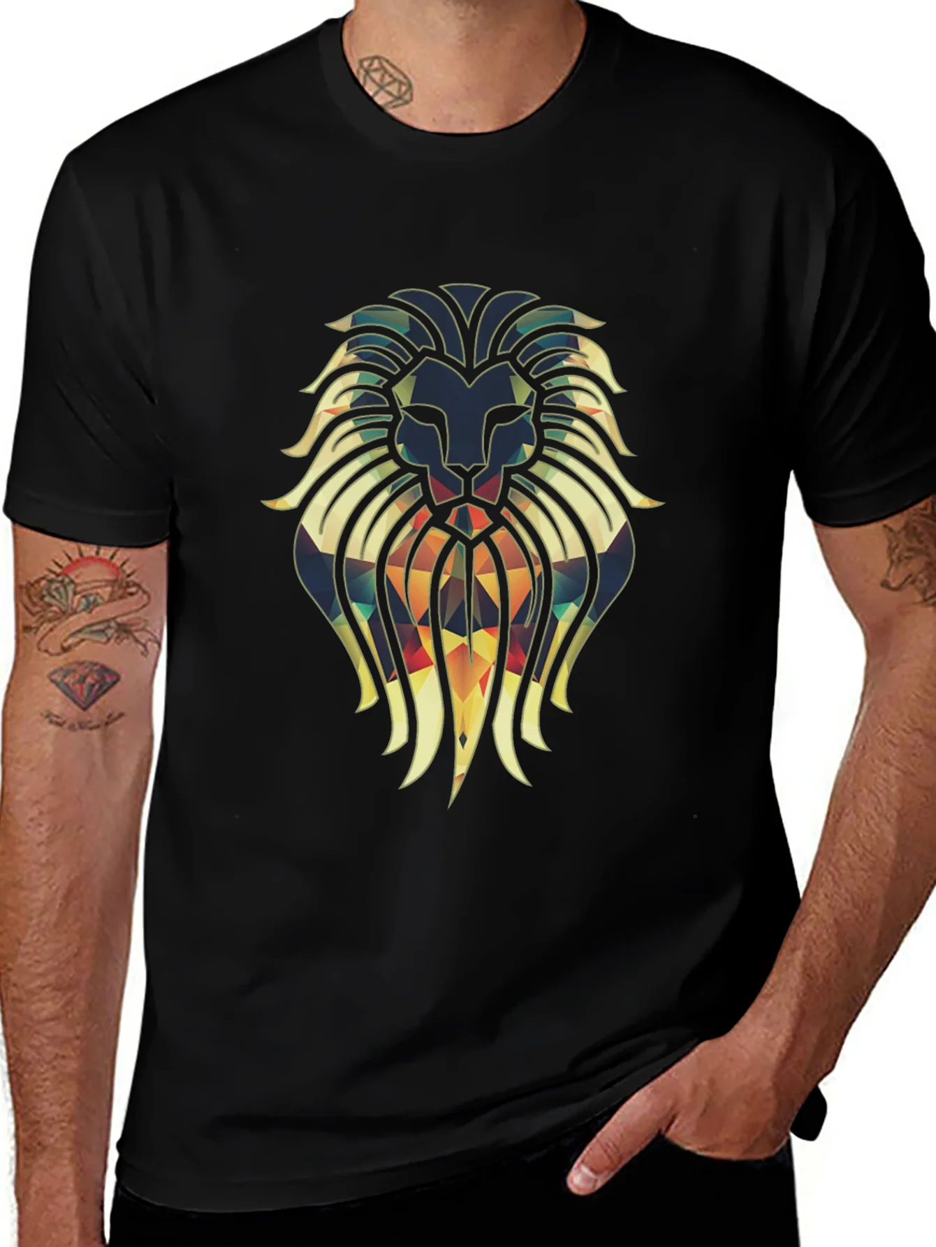 Camiseta Negra con Dise?o de Le¨®n Geom¨¦trico