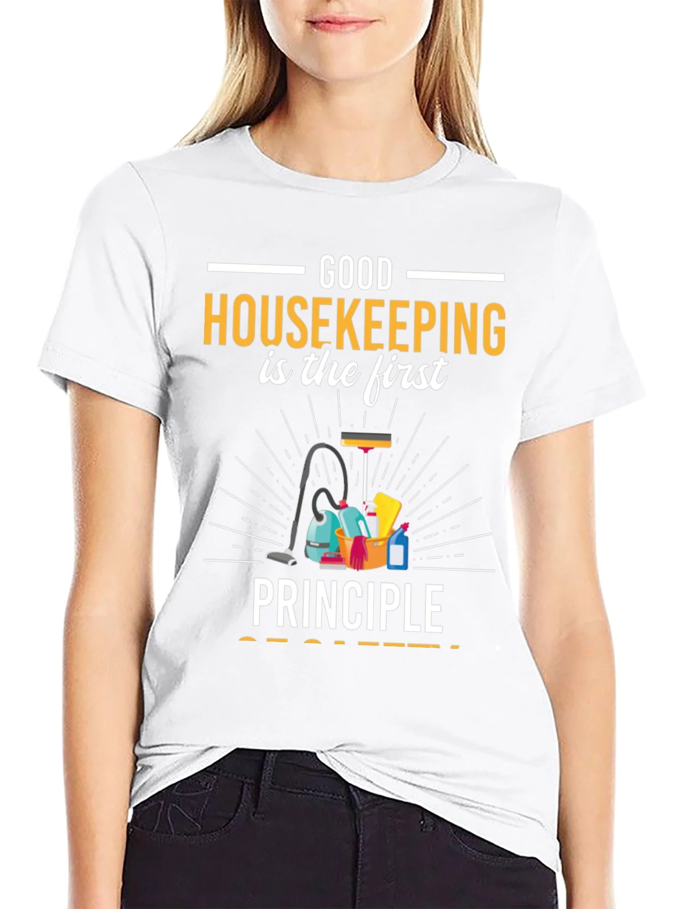 Camiseta Negra con Dise?o de Limpieza Housekeeping