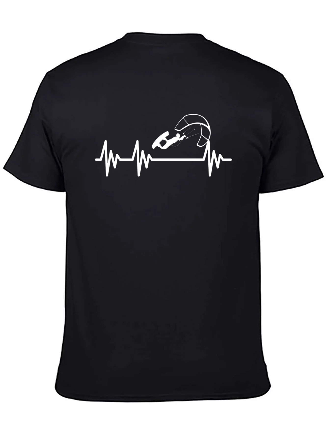 Camiseta Negra con Dise?o de Latido de Kitesurf