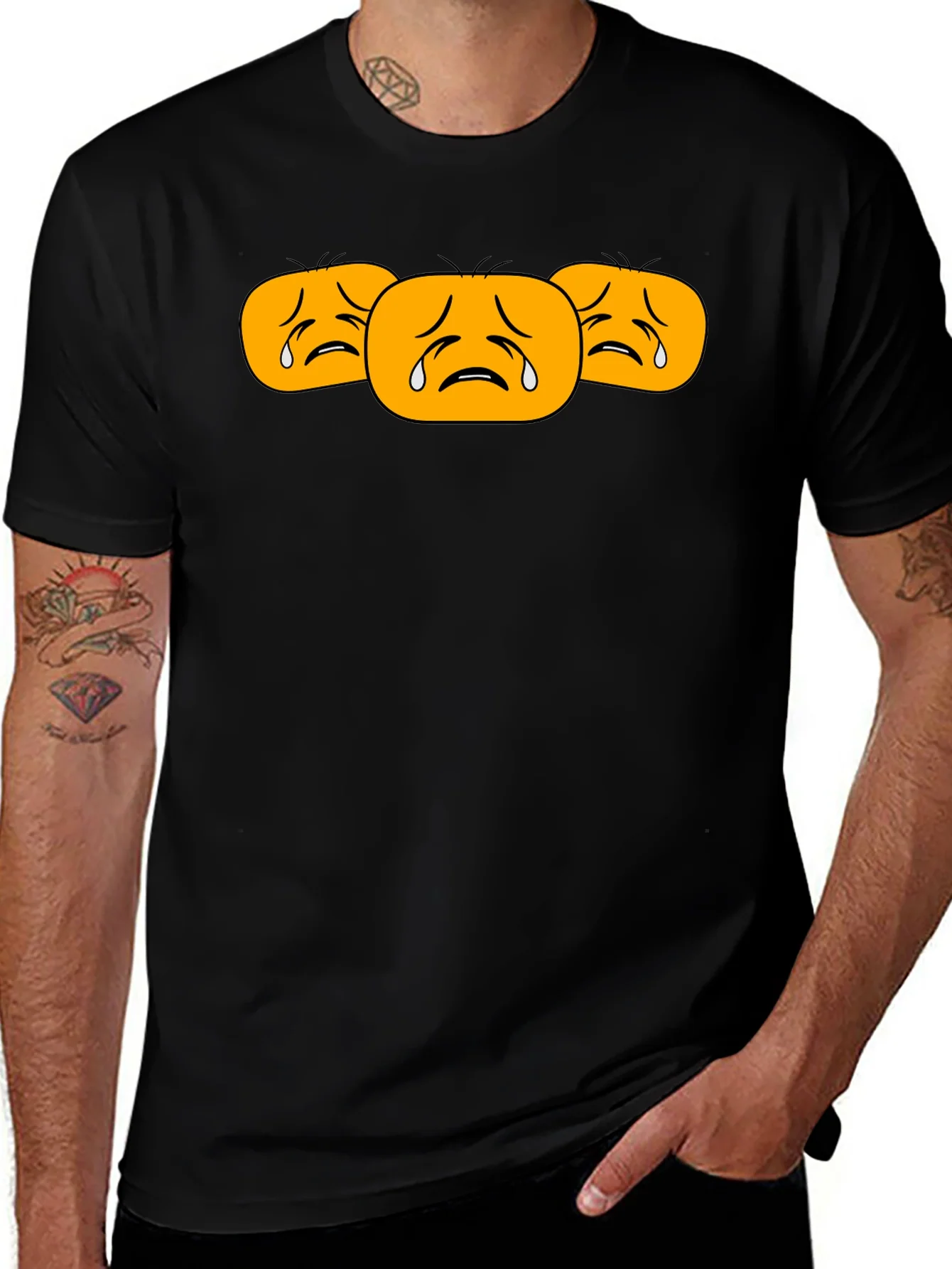 Camiseta Negra con Emojis Tristes