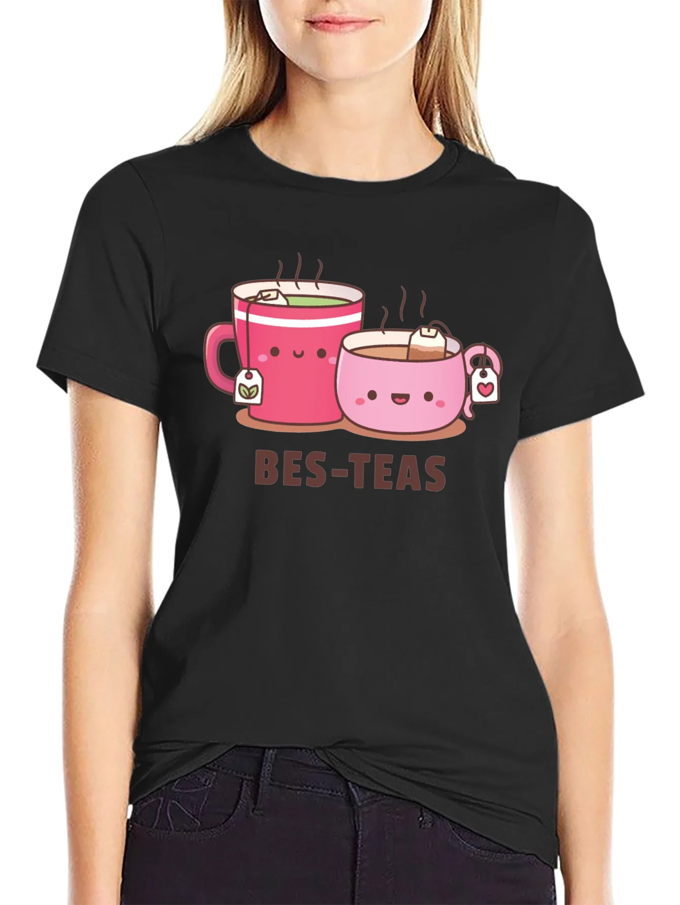 Camiseta Negra Bes-Teas con Dise?o de Tazas Adorable