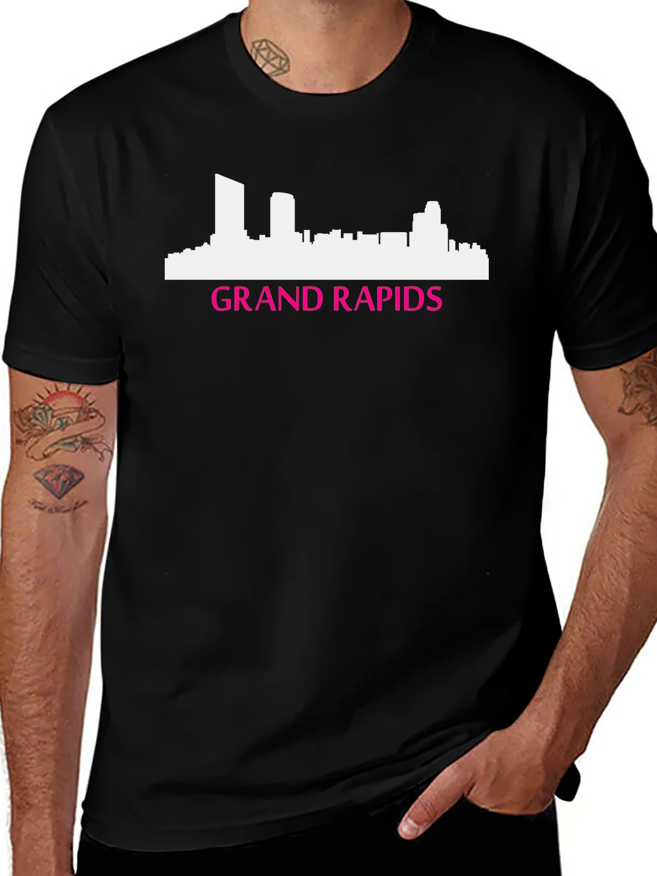 Camiseta Negra Grand Rapids Skyline