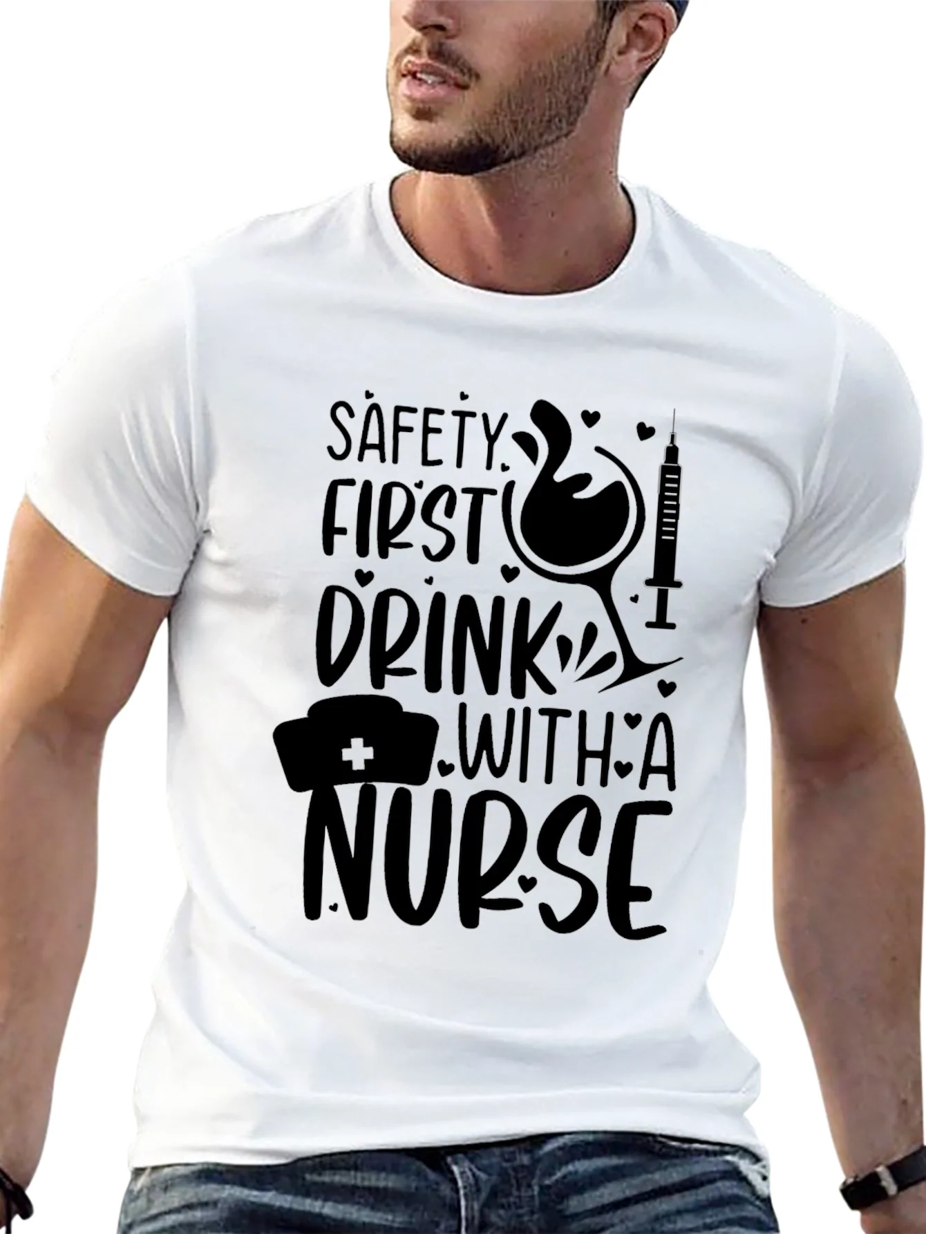 Camiseta Negra: Seguridad Primero ?Bebe con una Enfermera!