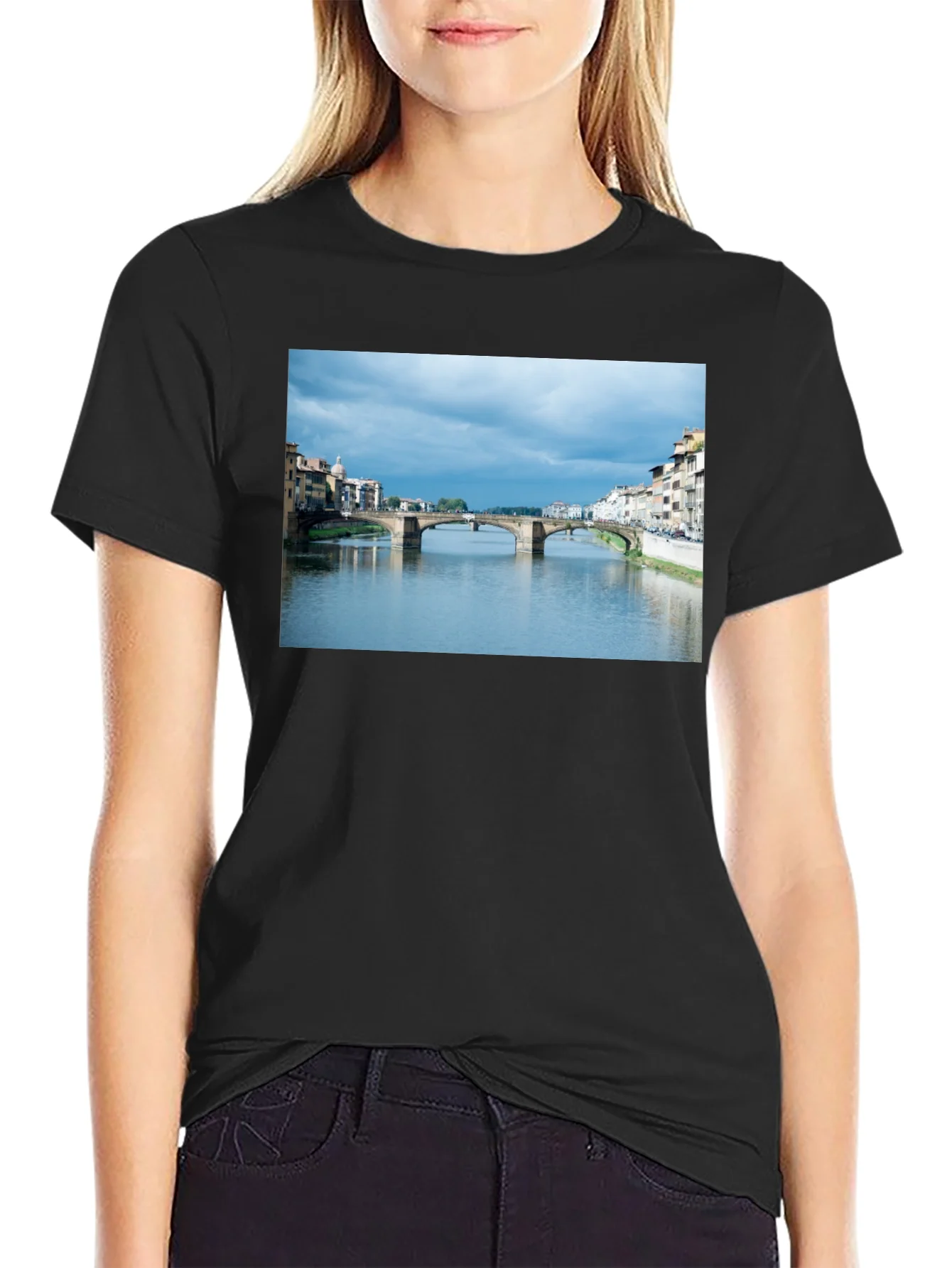 Camiseta Negra con Vista a Florencia