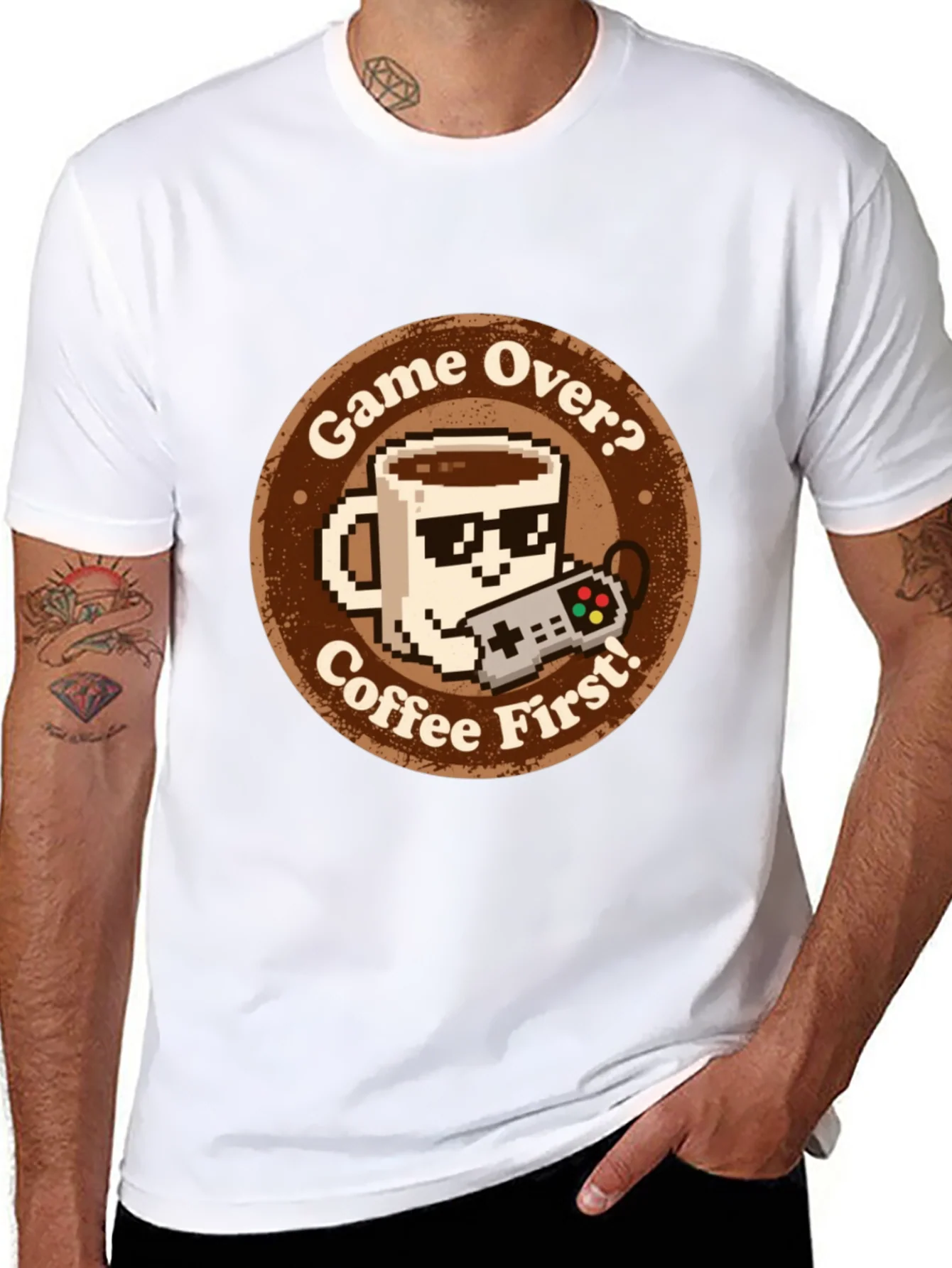 Camiseta Gamer: Game Over? Coffee First! Algod¨®n