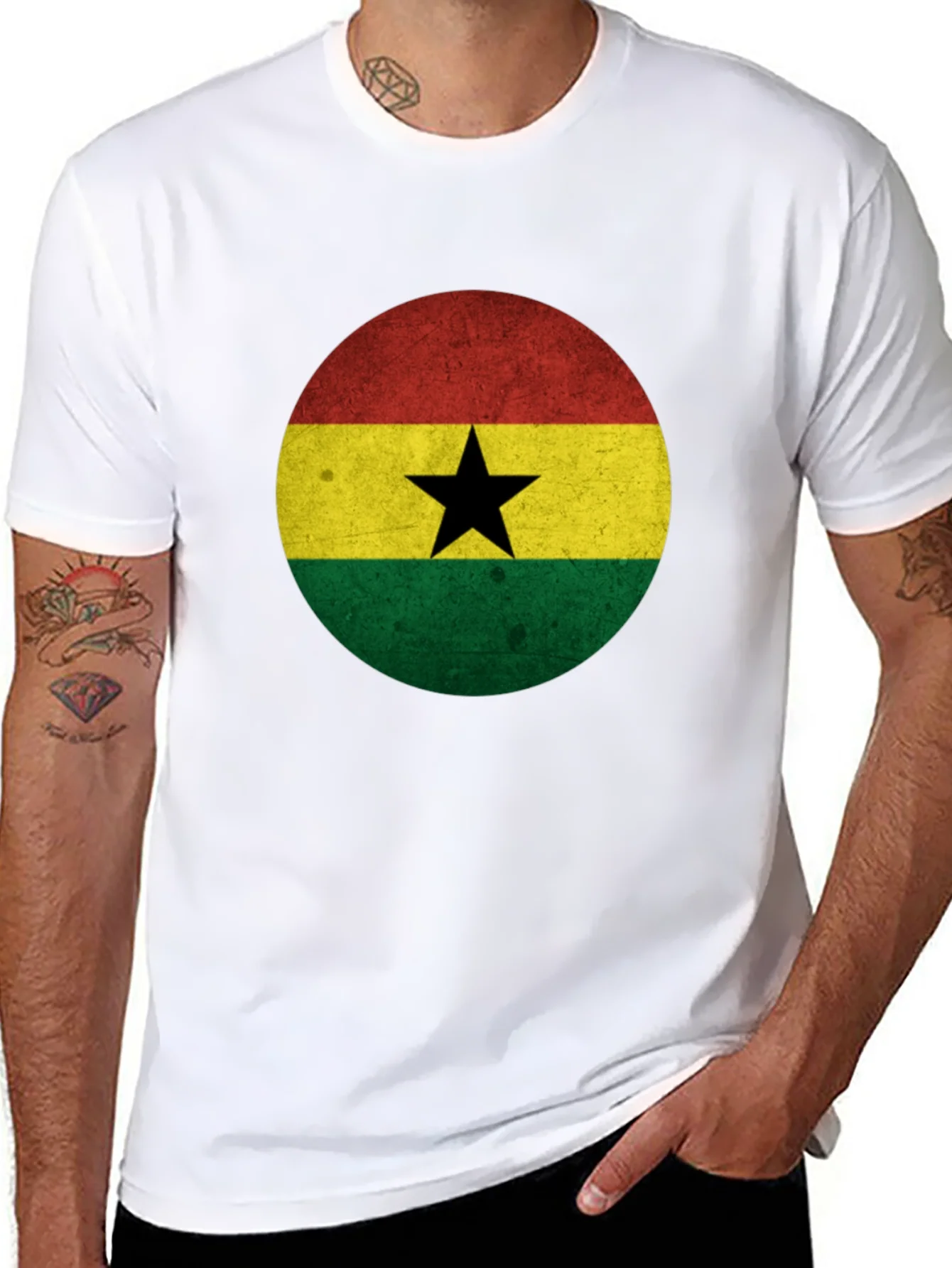 Camiseta Negra con Dise?o de la Bandera de Ghana