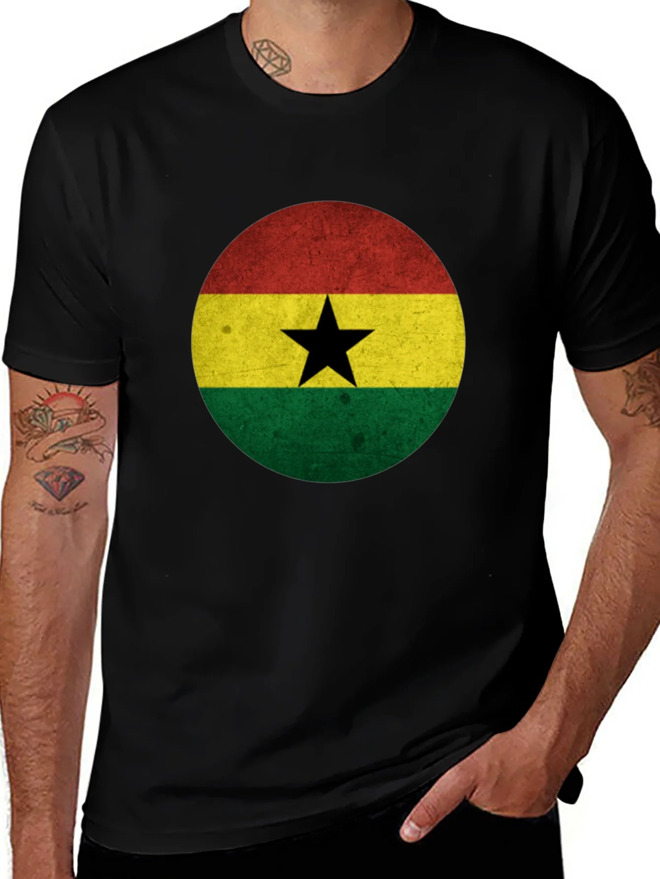 Camiseta Negra con Dise?o de la Bandera de Ghana