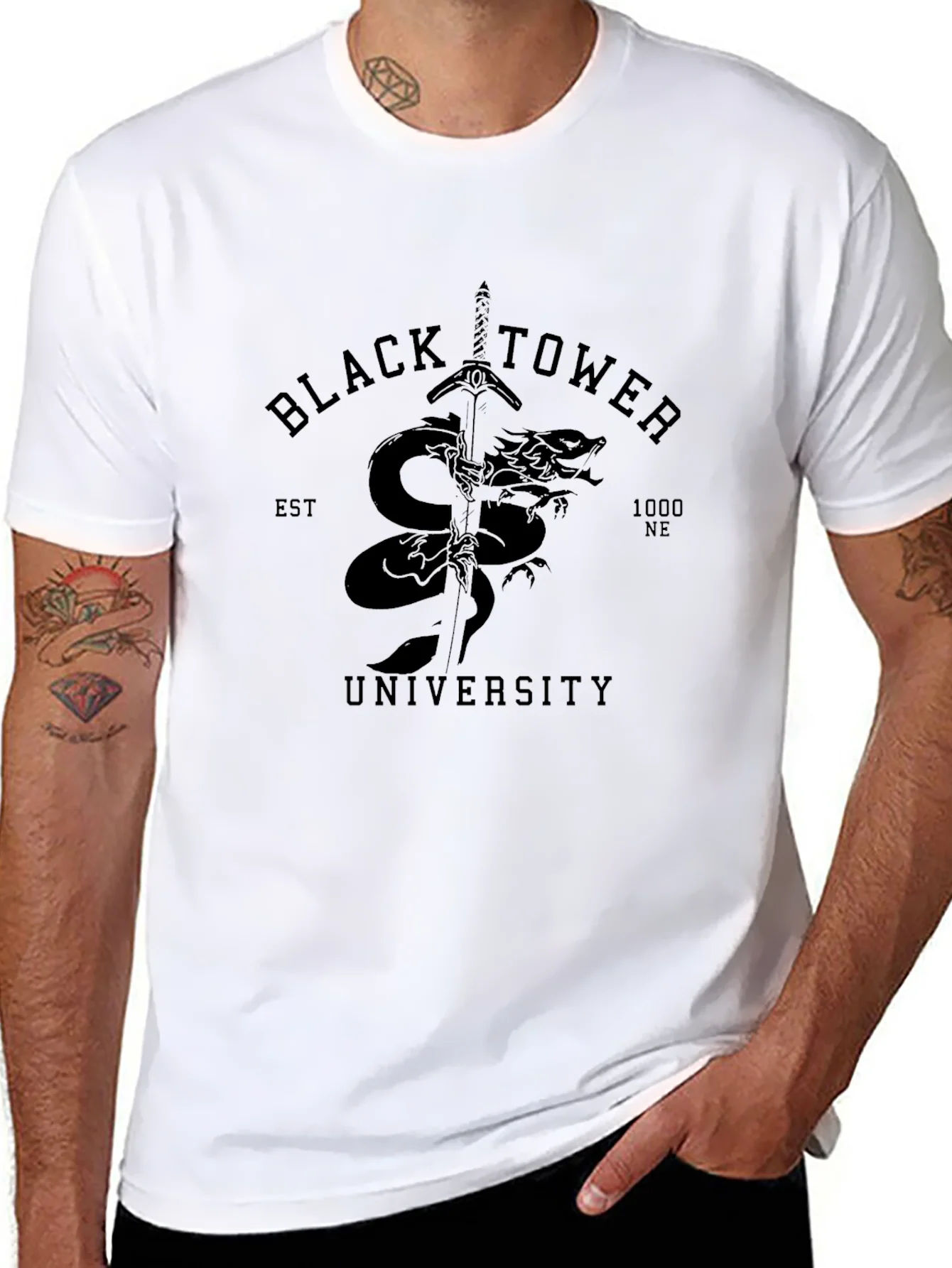 Camiseta Negra Black Tower University