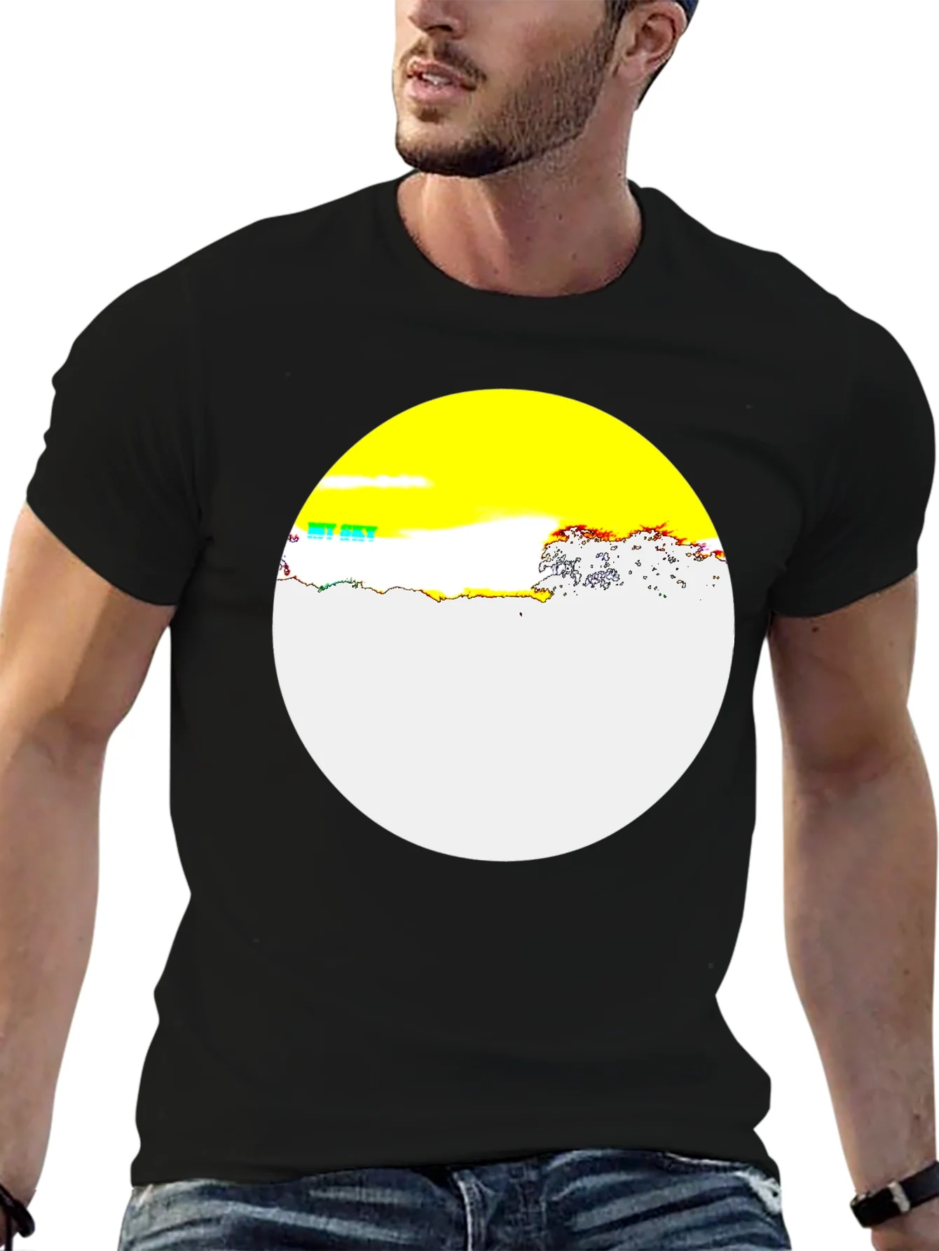 Camiseta Negra con Dise?o Circular Abstracto
