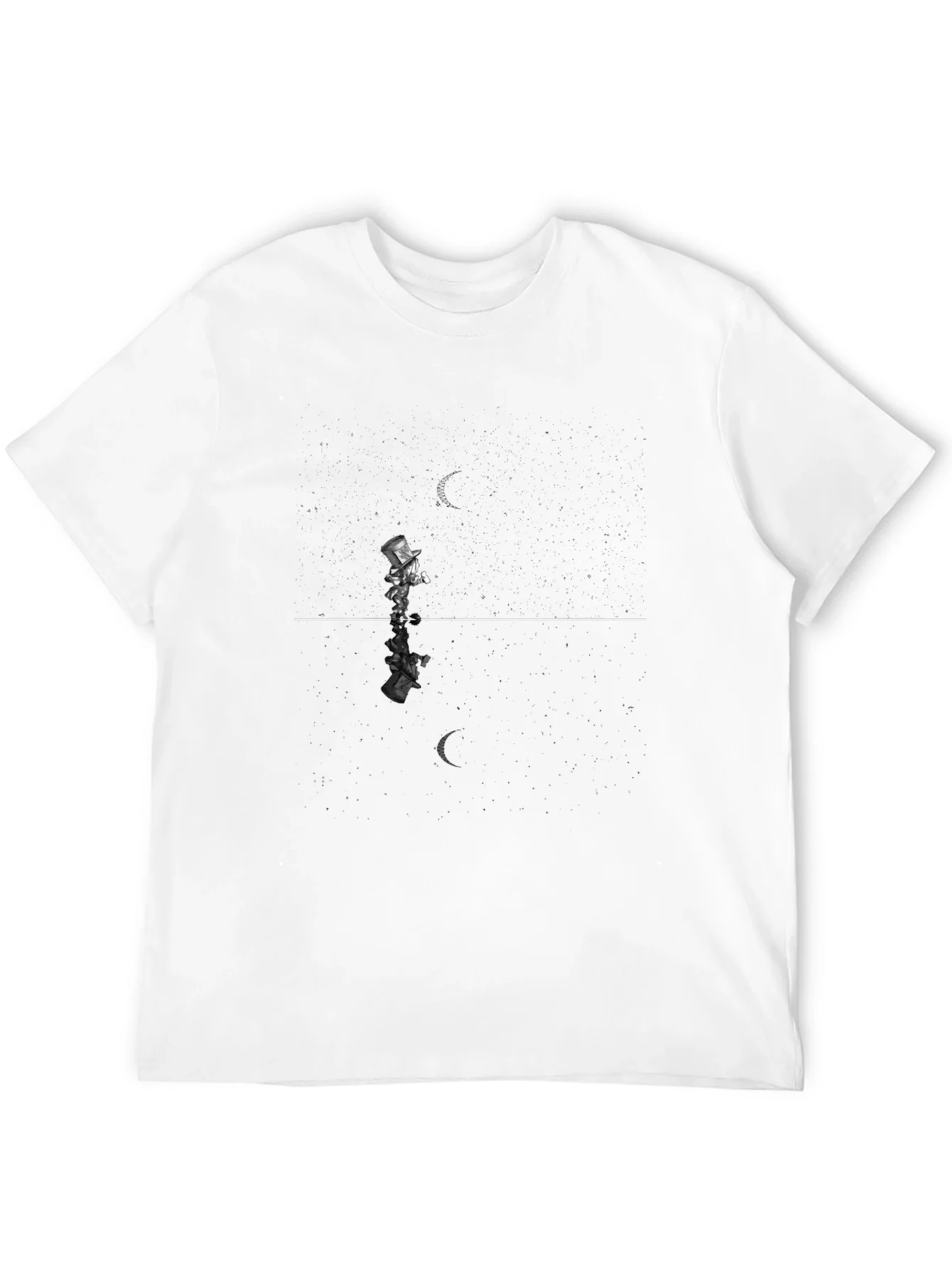 Camiseta Negra Estampada con Reflejo Lunar