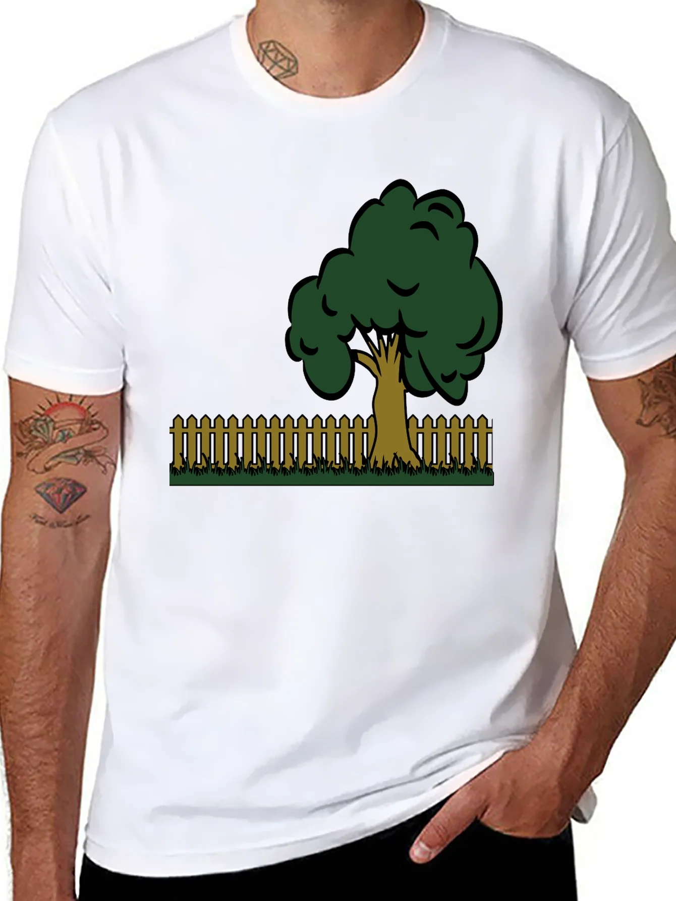 Camiseta Negra con Dise?o de ¨¢rbol y Valla