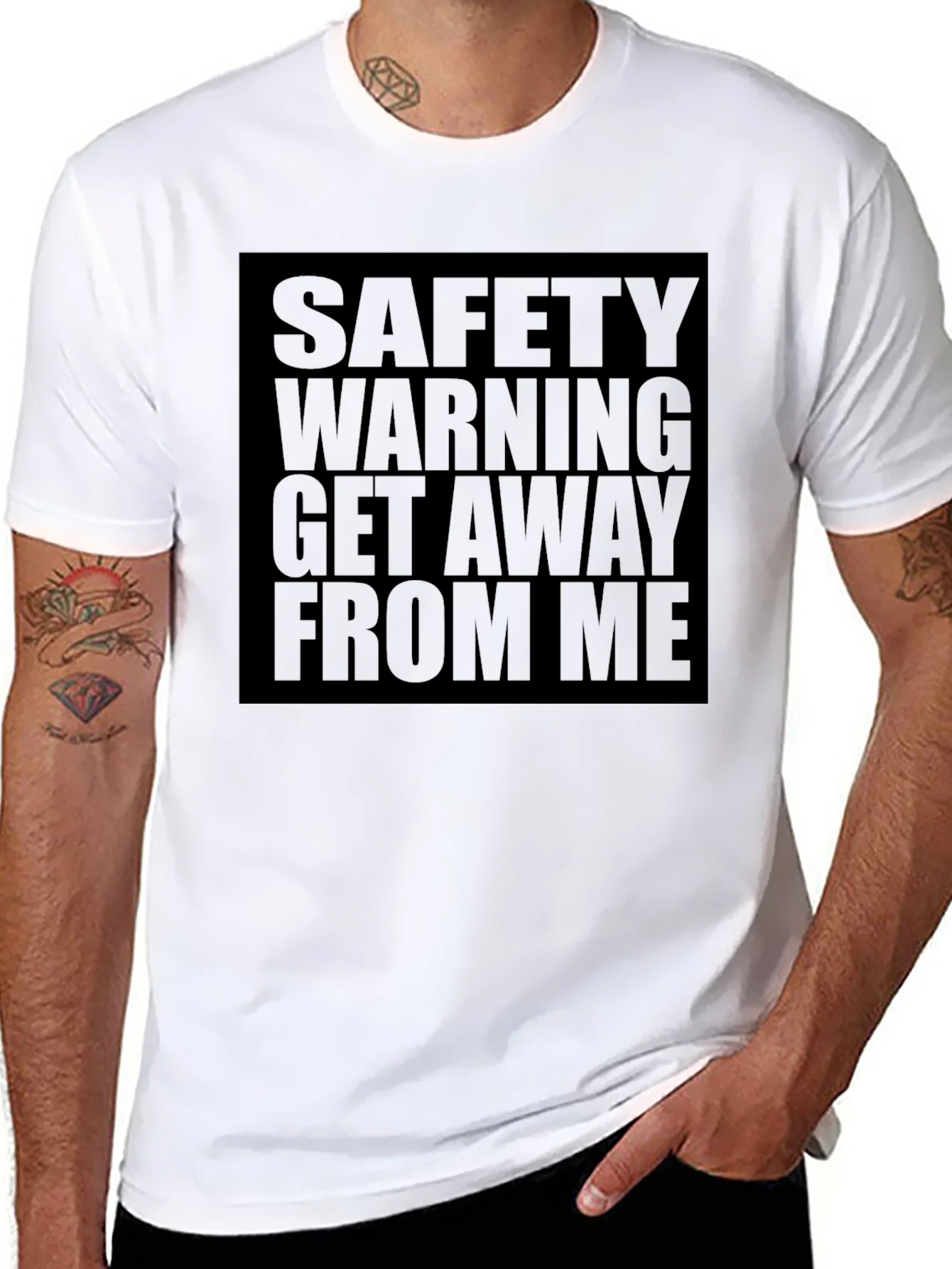 Camiseta Negra: Safety Warning - Get Away From Me