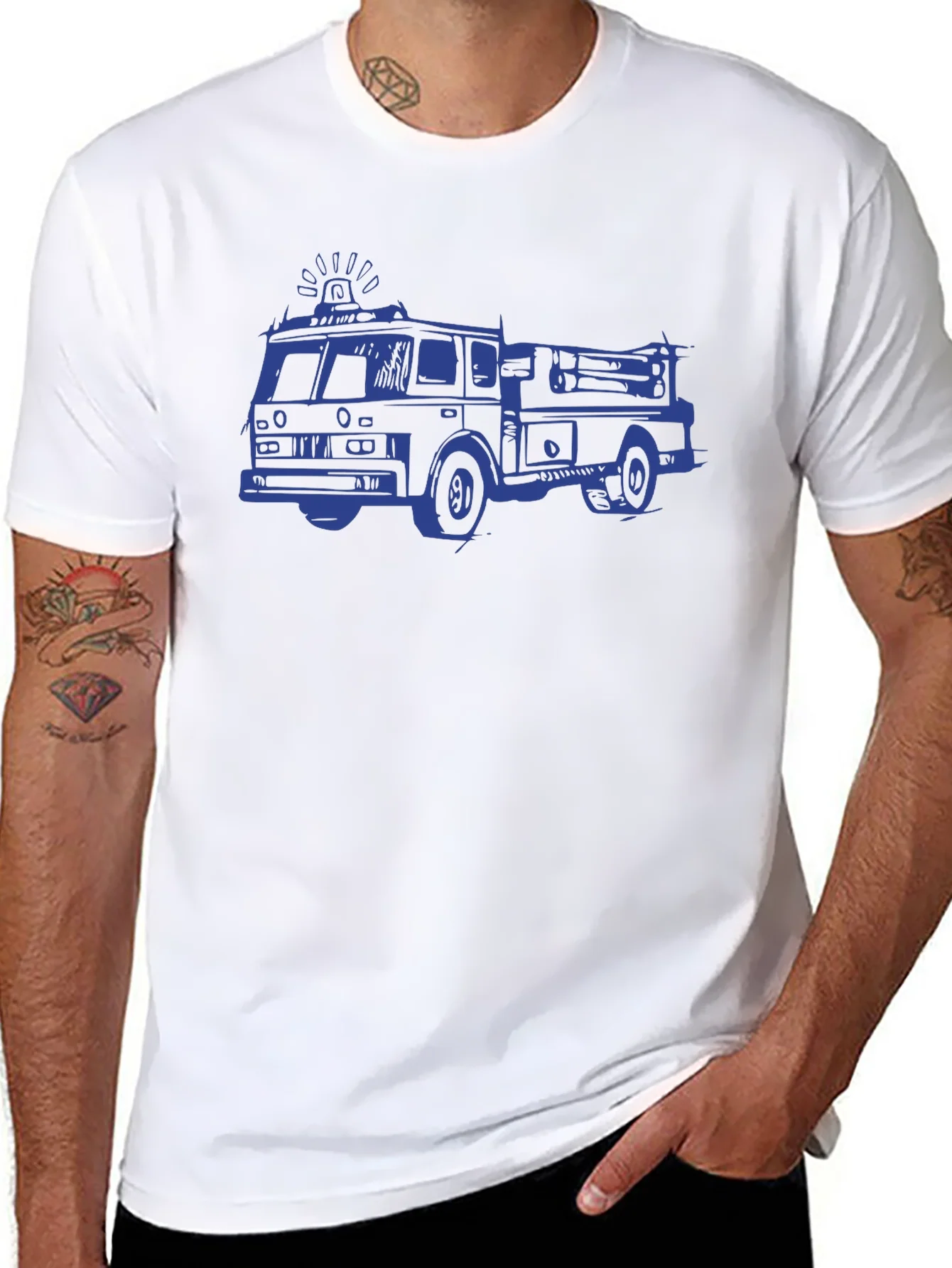 Camiseta Negra con Dibujo de Cami¨®n de Bomberos Azul