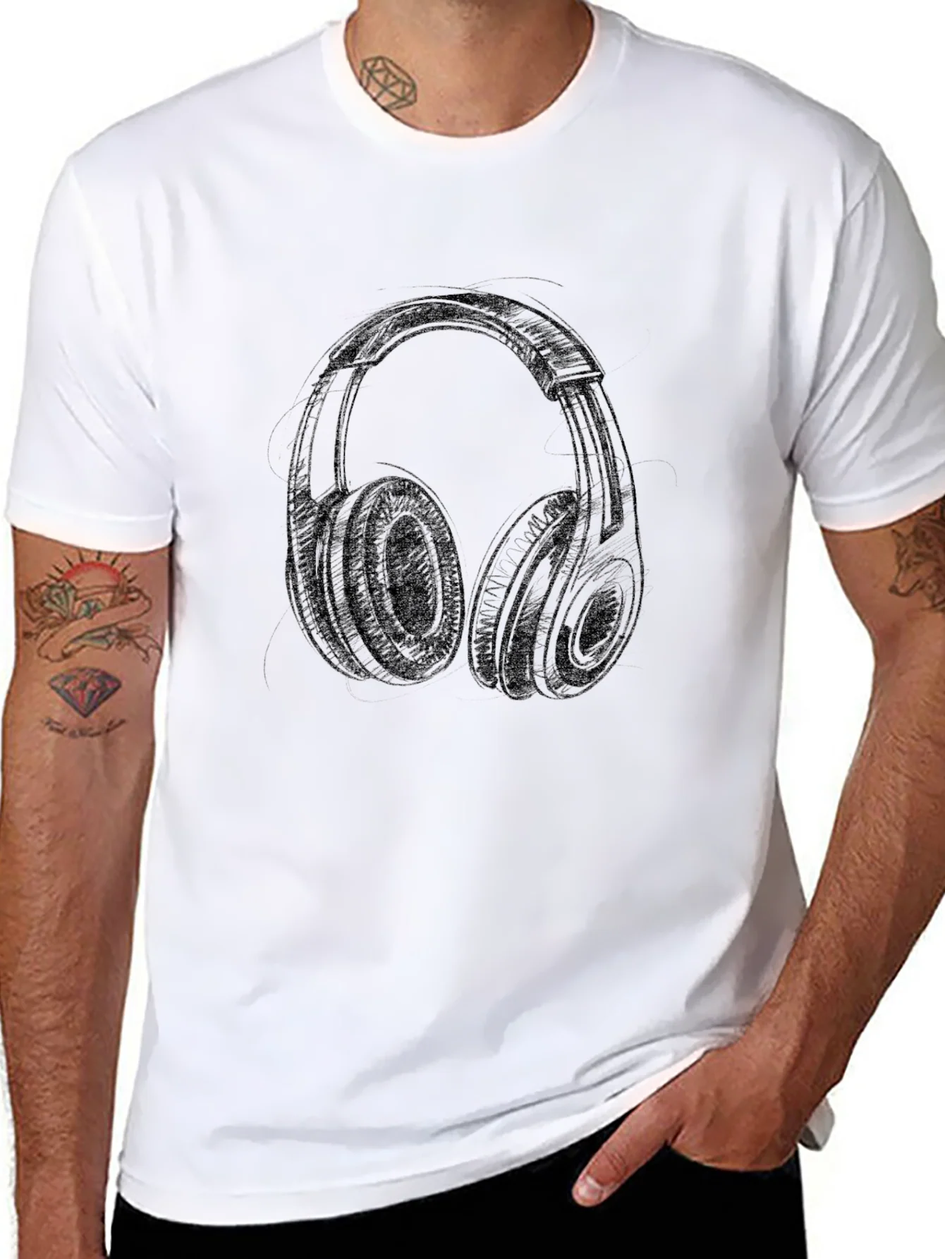 Camiseta Negra con Dise?o de Auriculares