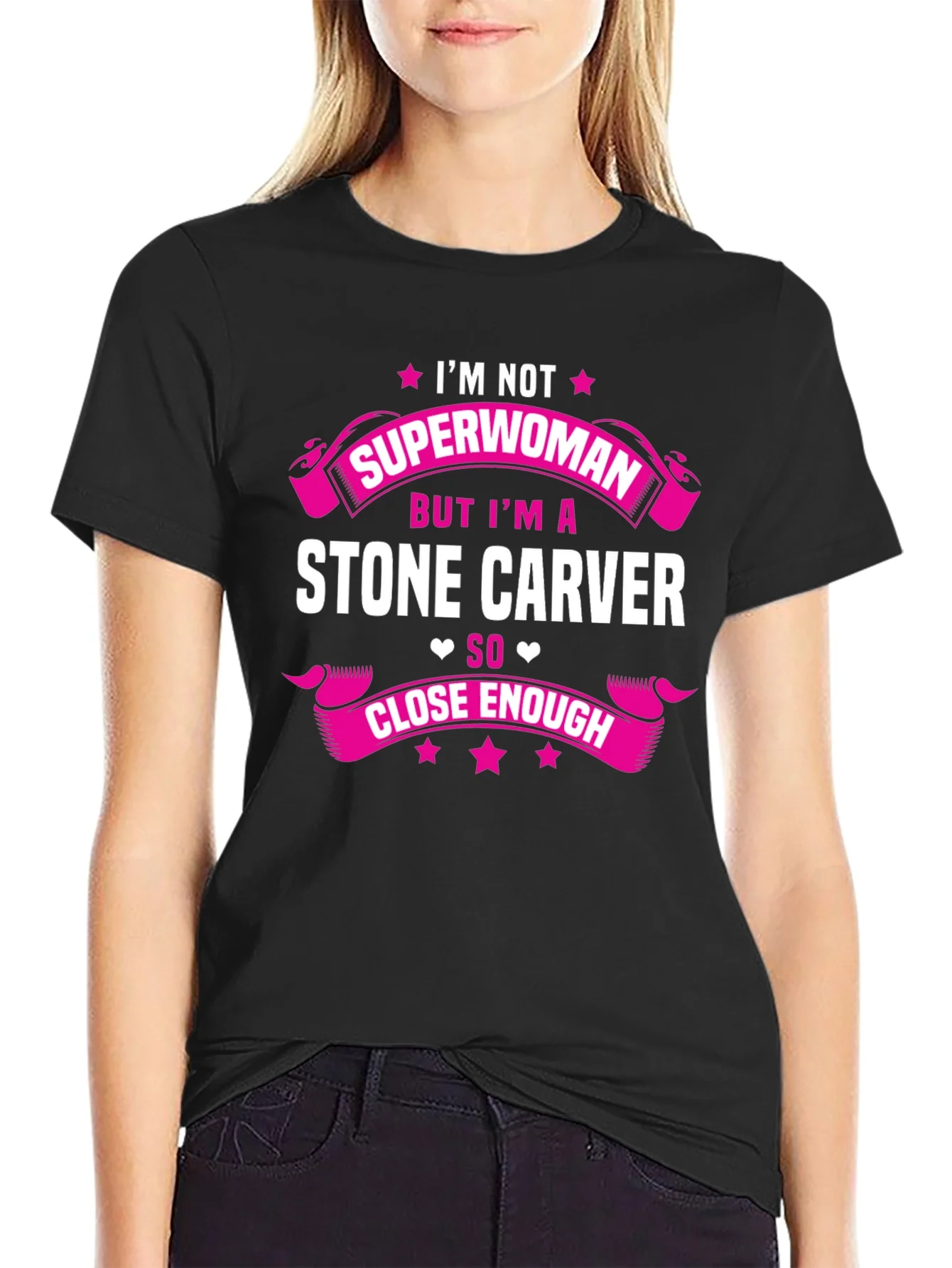 Camiseta Negra con Estampado Stone Carver