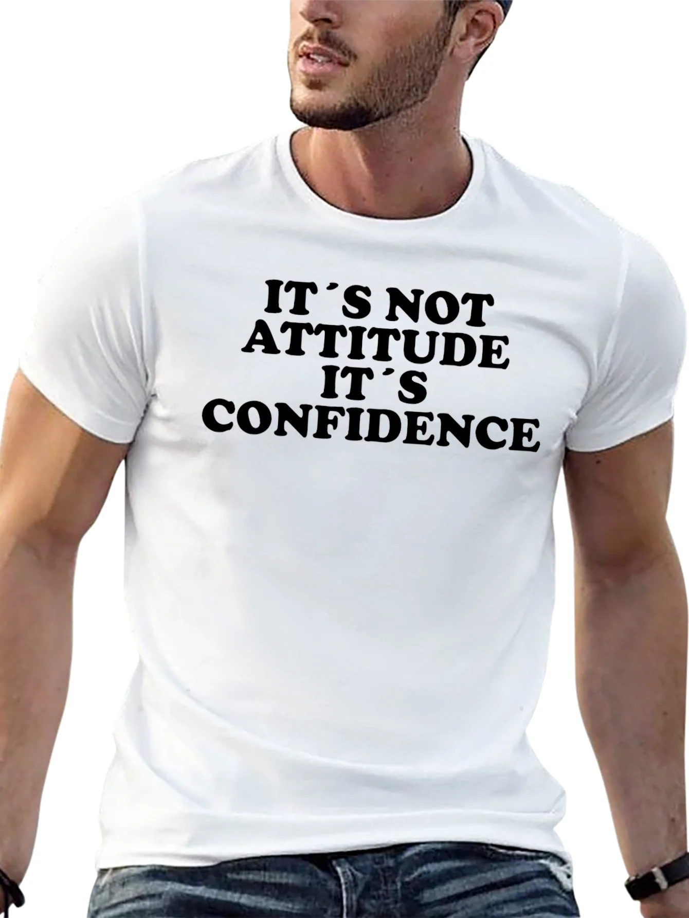 Camiseta Negra: No es Actitud es Confianza