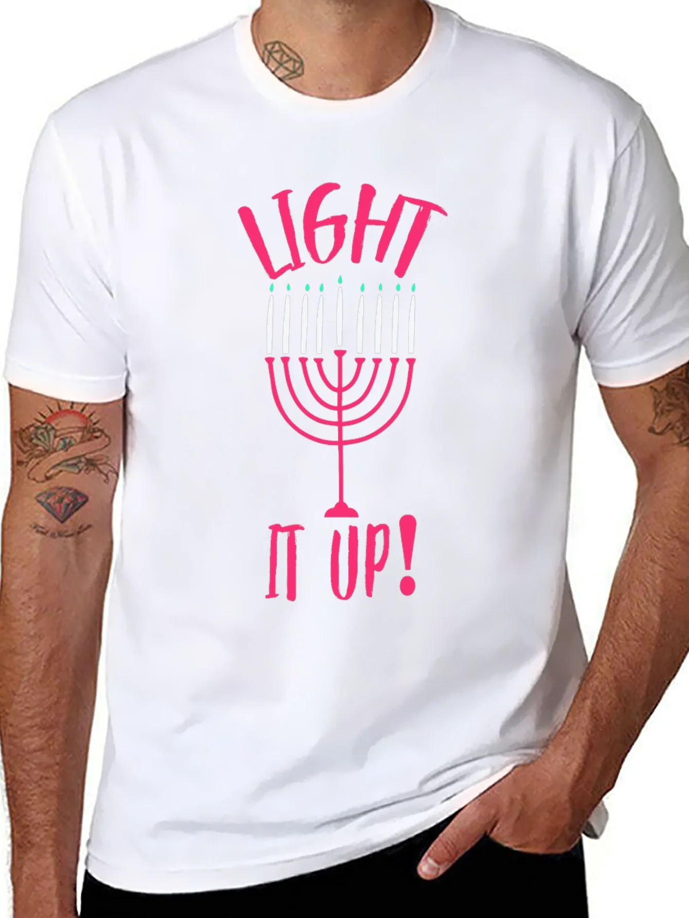 Camiseta Negra Light It Up! Hanukkah