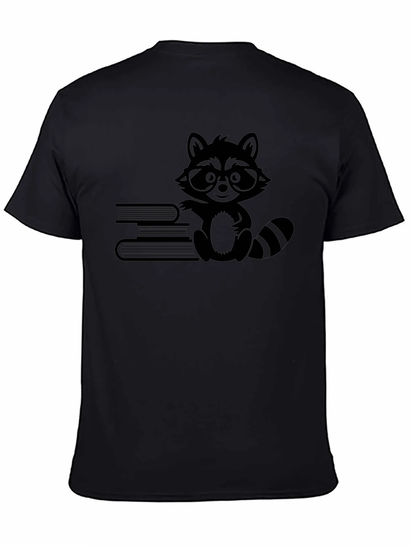 Camiseta Negra con Dise?o de Mapache Lector