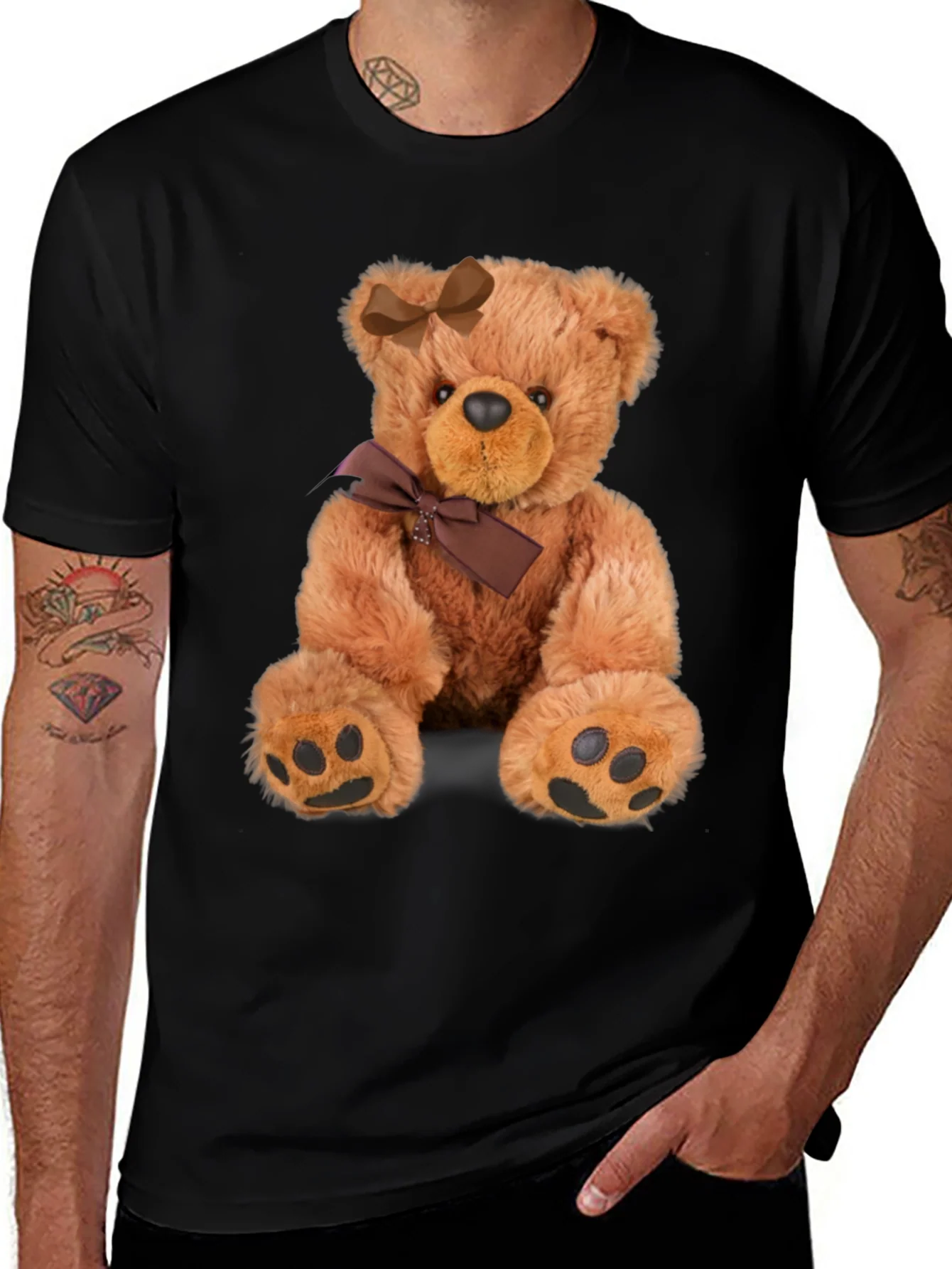 Camiseta Negra con Adorable Oso de Peluche