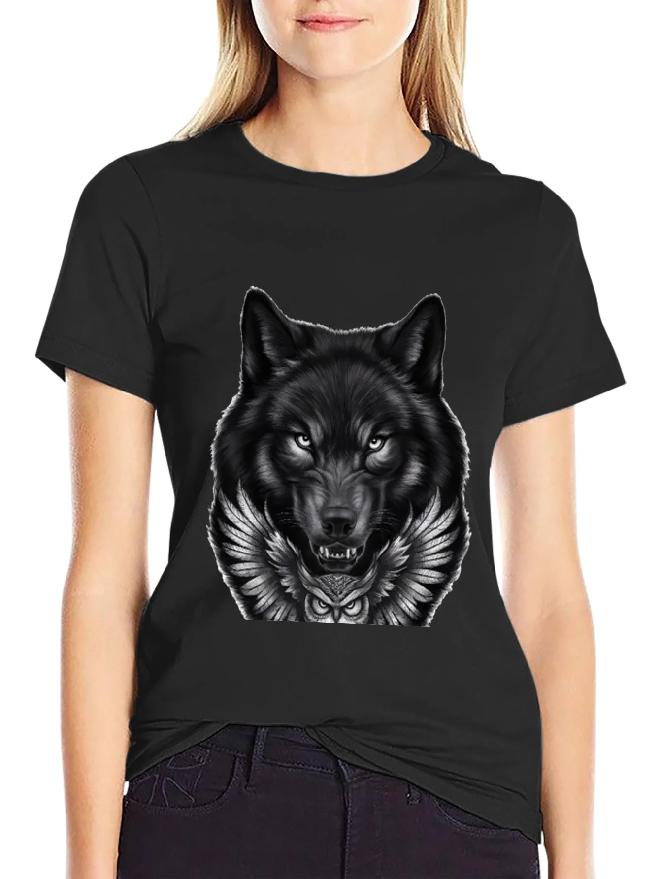 Camiseta Negra con Dise?o Lobo y B¨²ho
