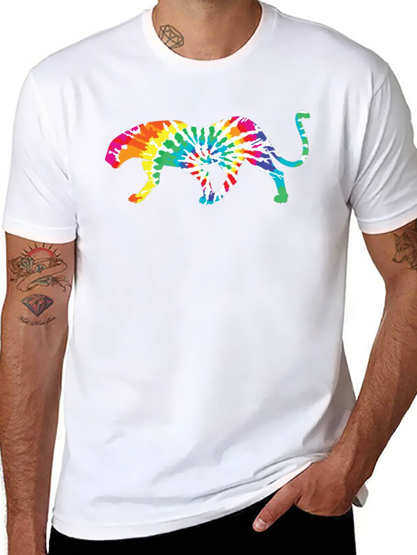 Camiseta Negra con Dise?o de Leopardo Tie-Dye