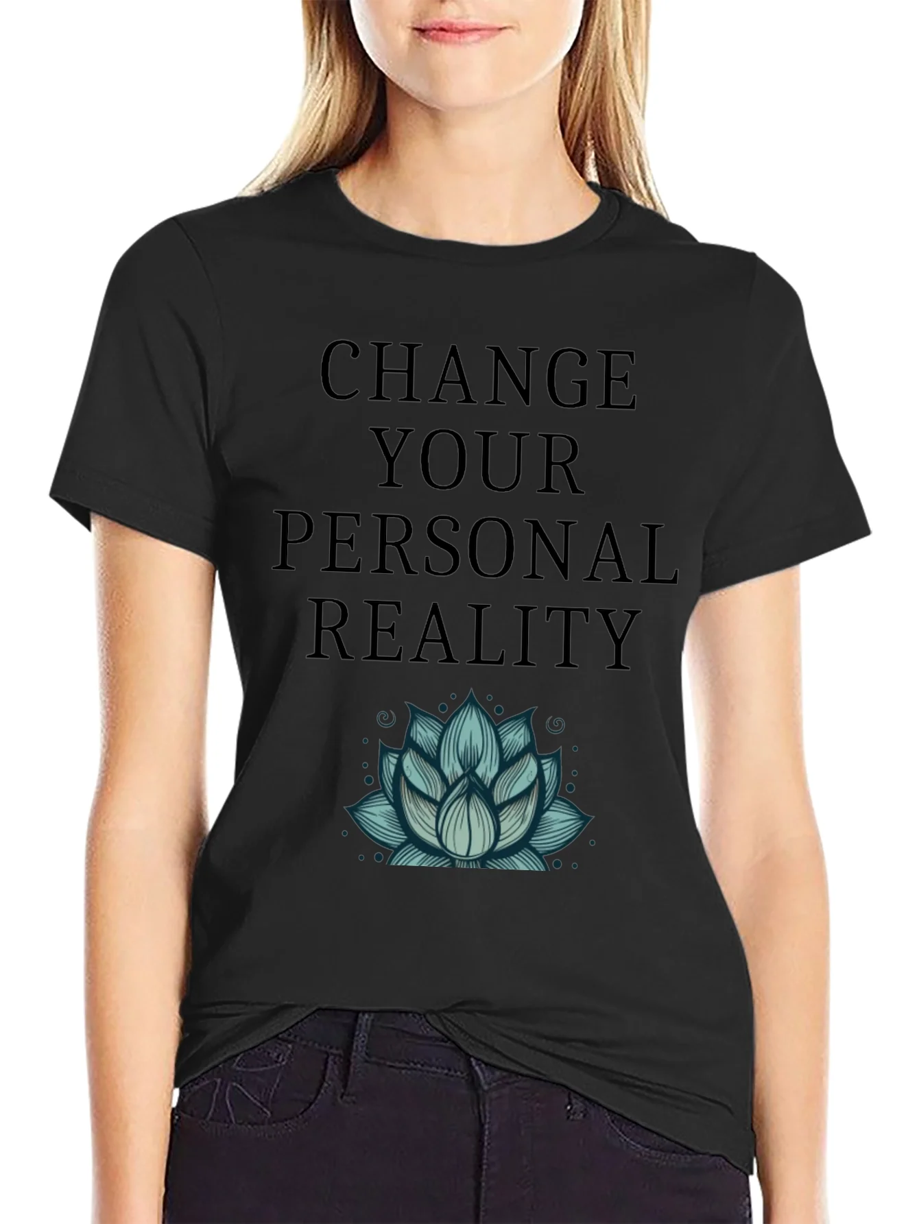 Camiseta Negra Cambia Tu Realidad con Dise?o Floral