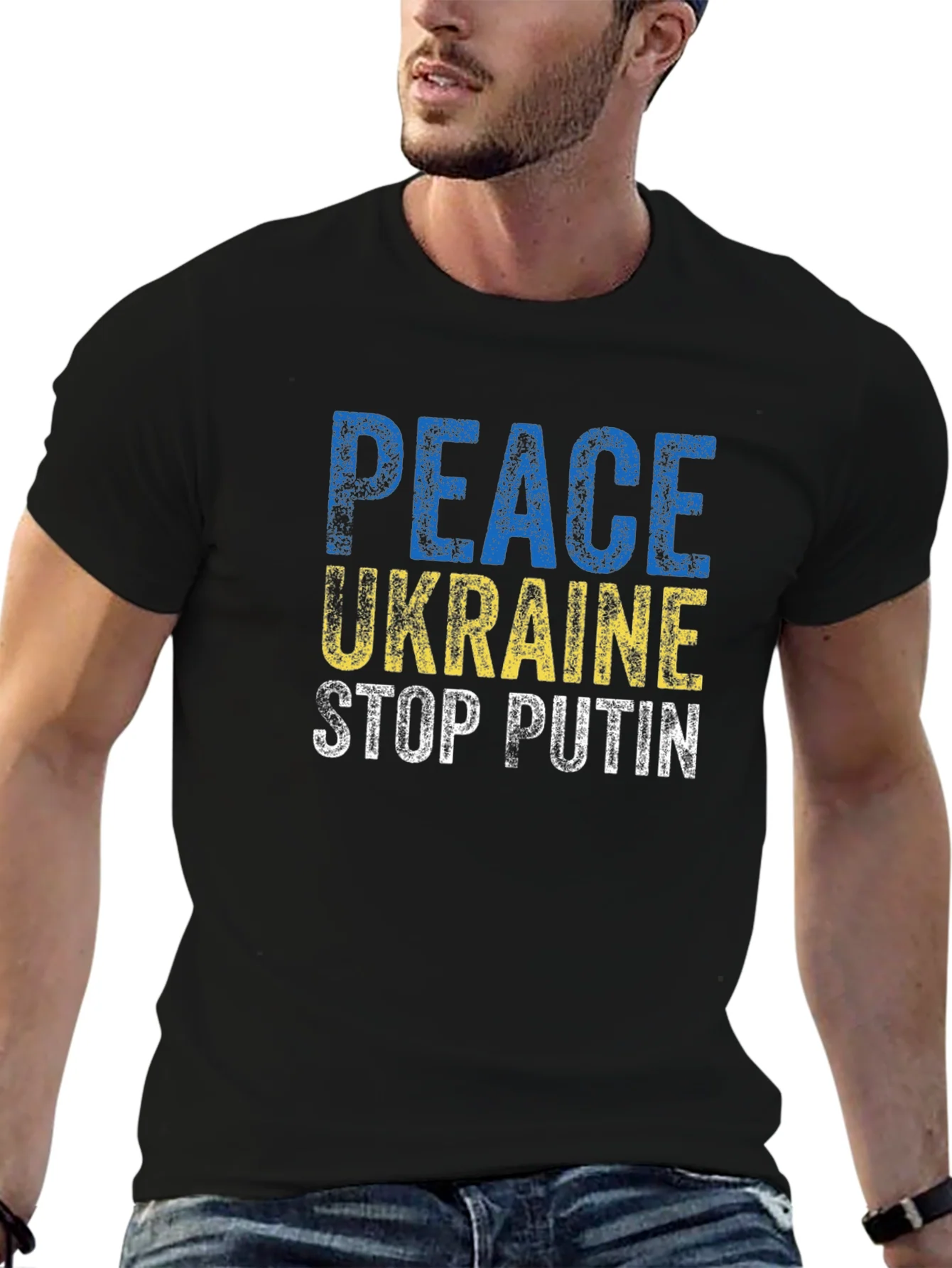 Camiseta Negra con Mensaje de Paz para Ucrania