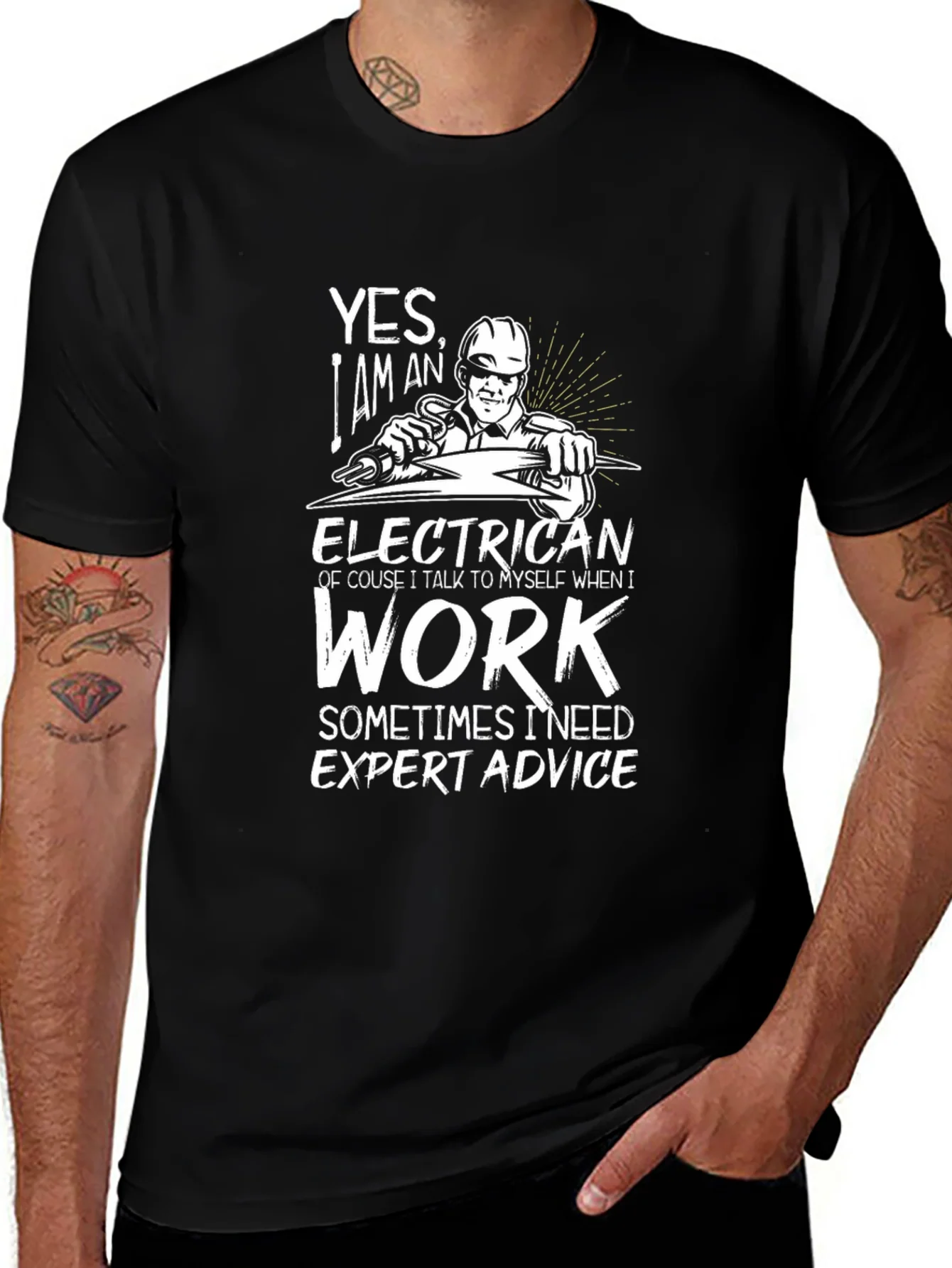 Camiseta Negra con Dise?o de Electricista para Hombre