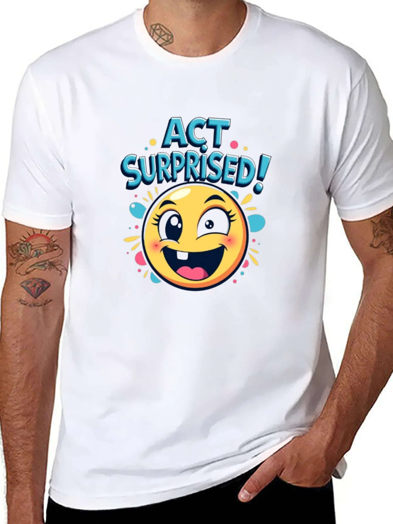 Camiseta Negra con Dise?o de Emoji Sorprendido