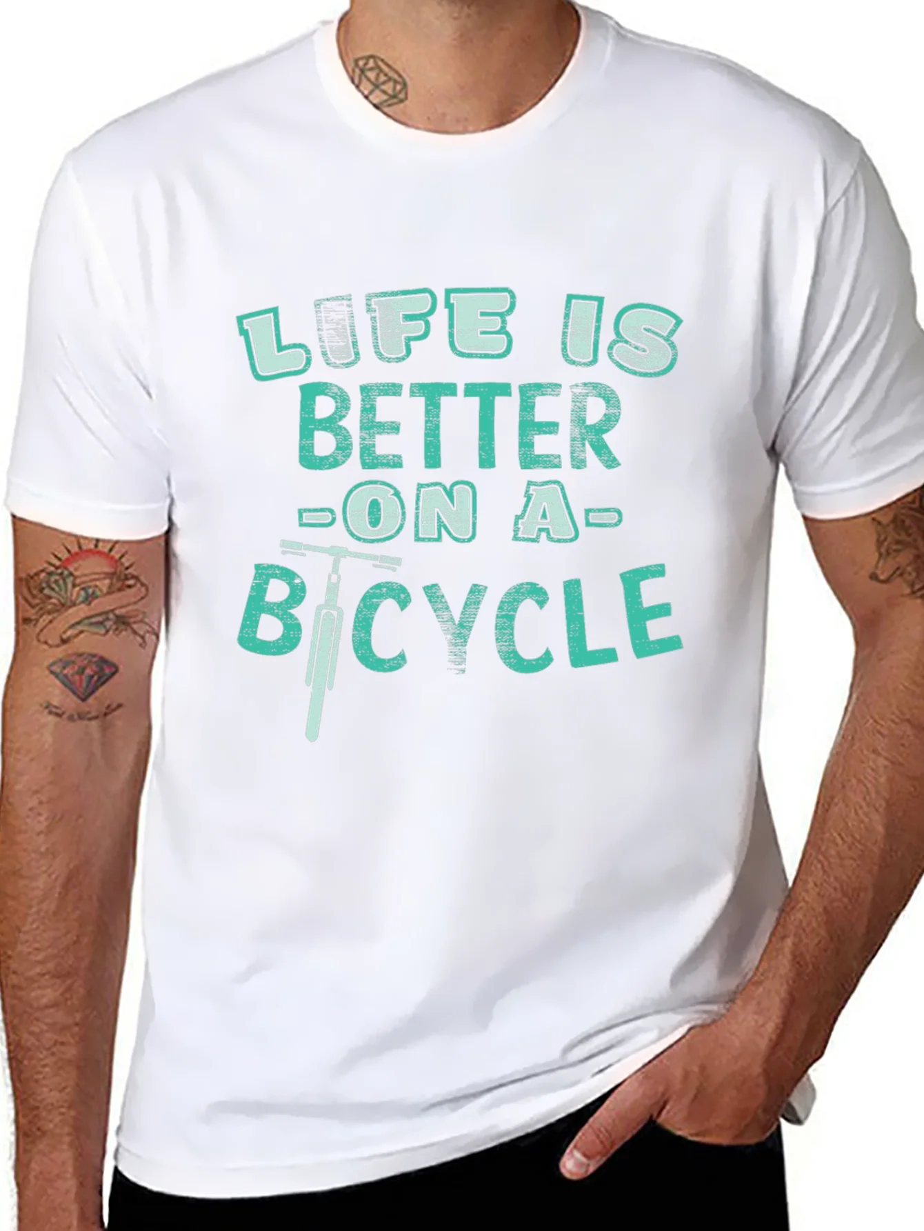 Camiseta Negra Life is Better on a Bicycle