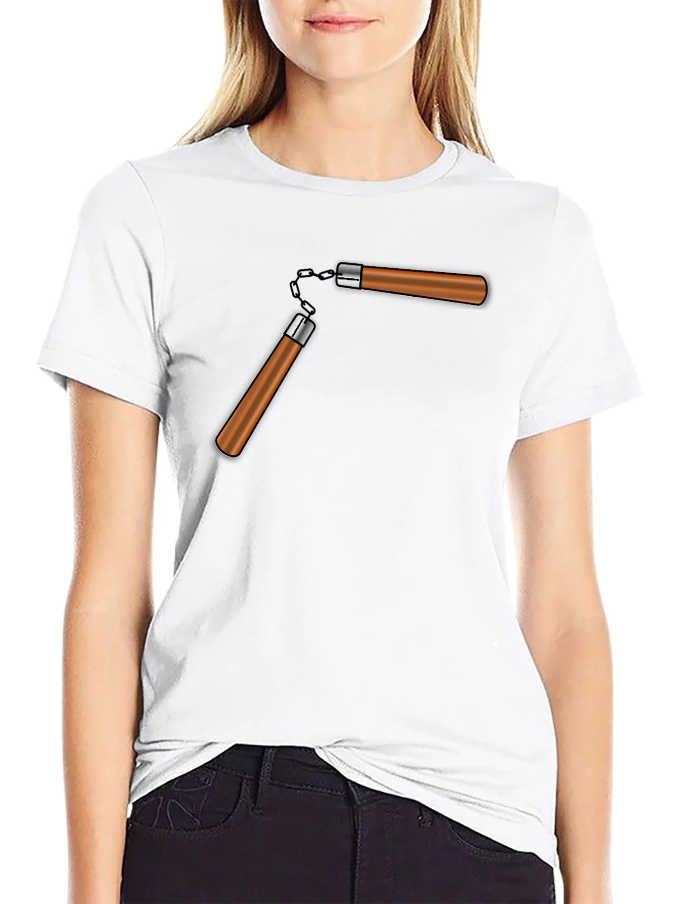 Camiseta Negra con Dise?o Nunchaku