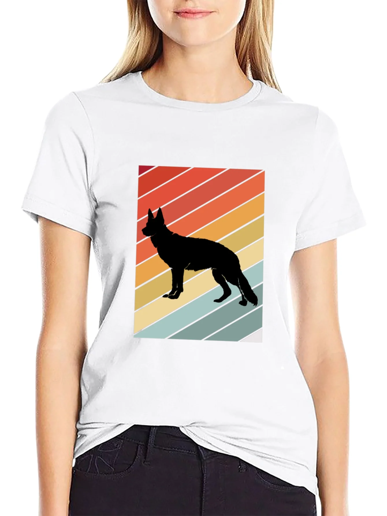 Camiseta Negra con Silueta de Perro Estilo Retro