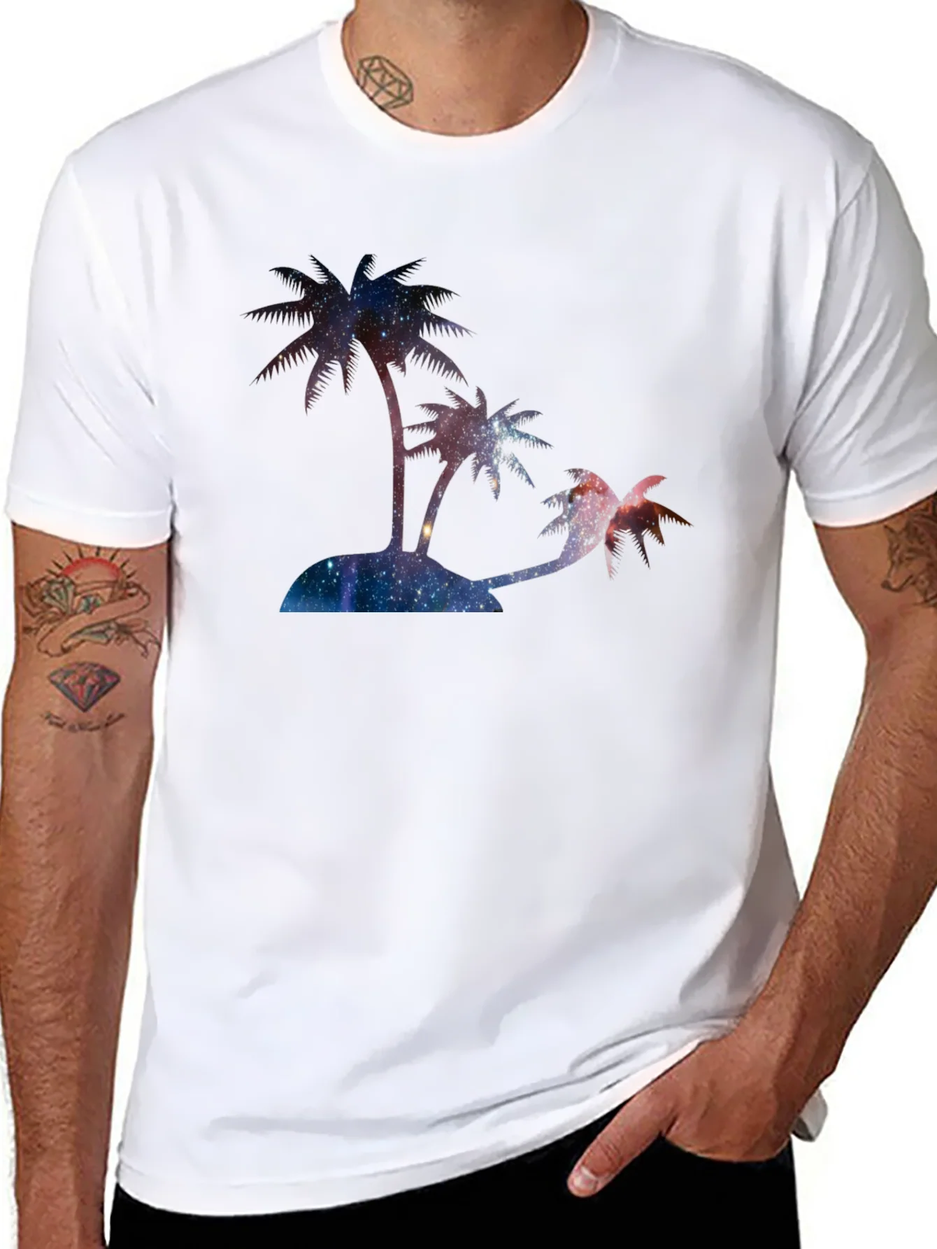 Camiseta Negra con Dise?o de Palmeras C¨®smicas