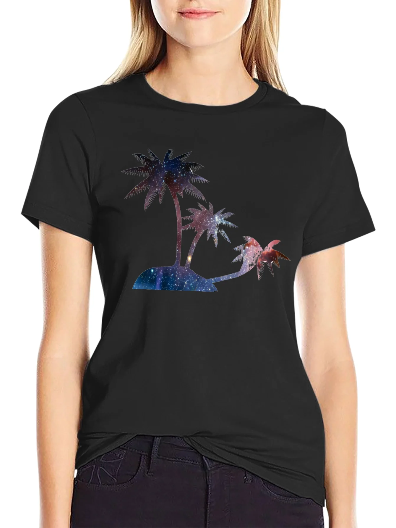 Camiseta Negra con Dise?o de Palmeras C¨®smicas