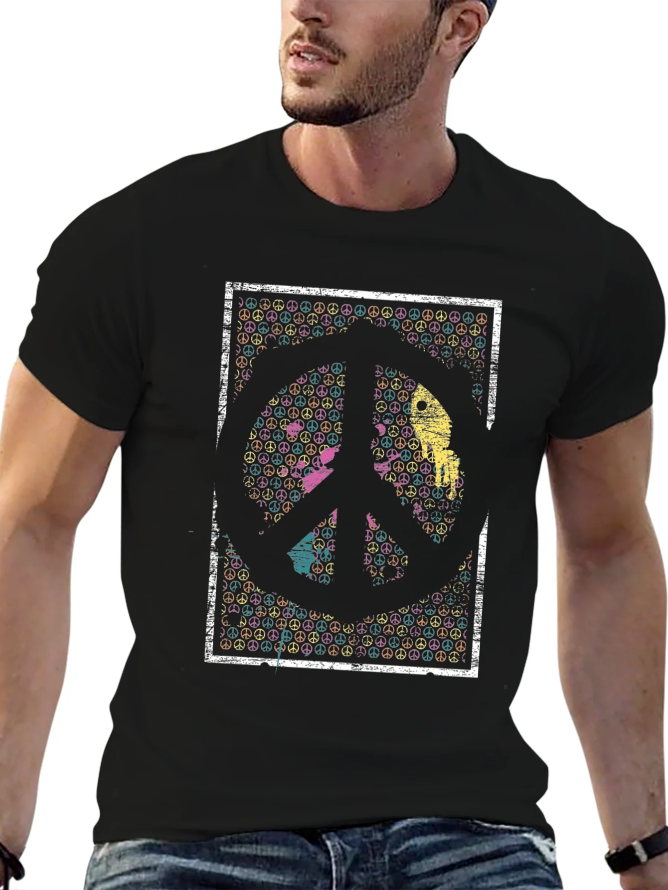 Camiseta Negra con S¨ªmbolo de la Paz Retro