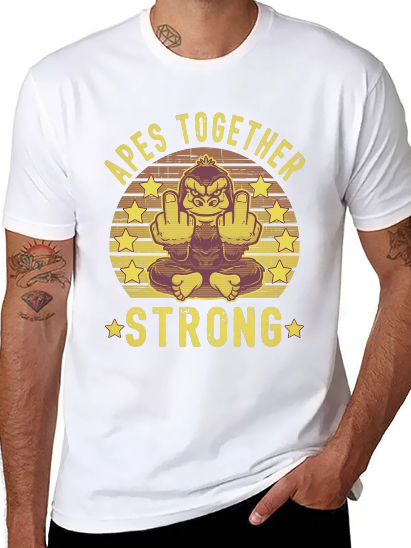 Camiseta Negra: Apes Together Strong