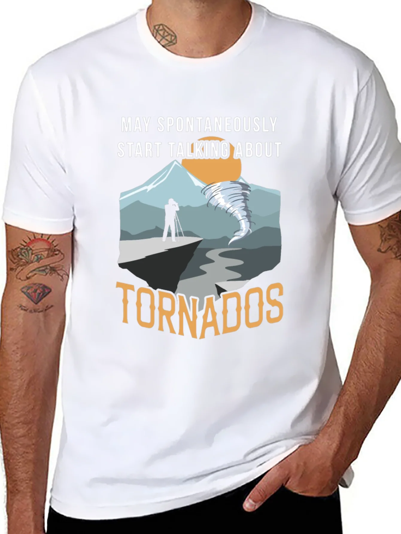 Camiseta Negra con Dise?o de Tornados para Aficionados