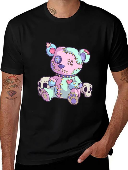 Camiseta negra con oso de peluche cosido y calaveras