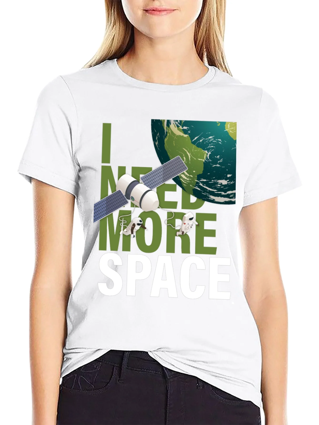 Camiseta Necesito m¨¢s espacio con dise?o espacial