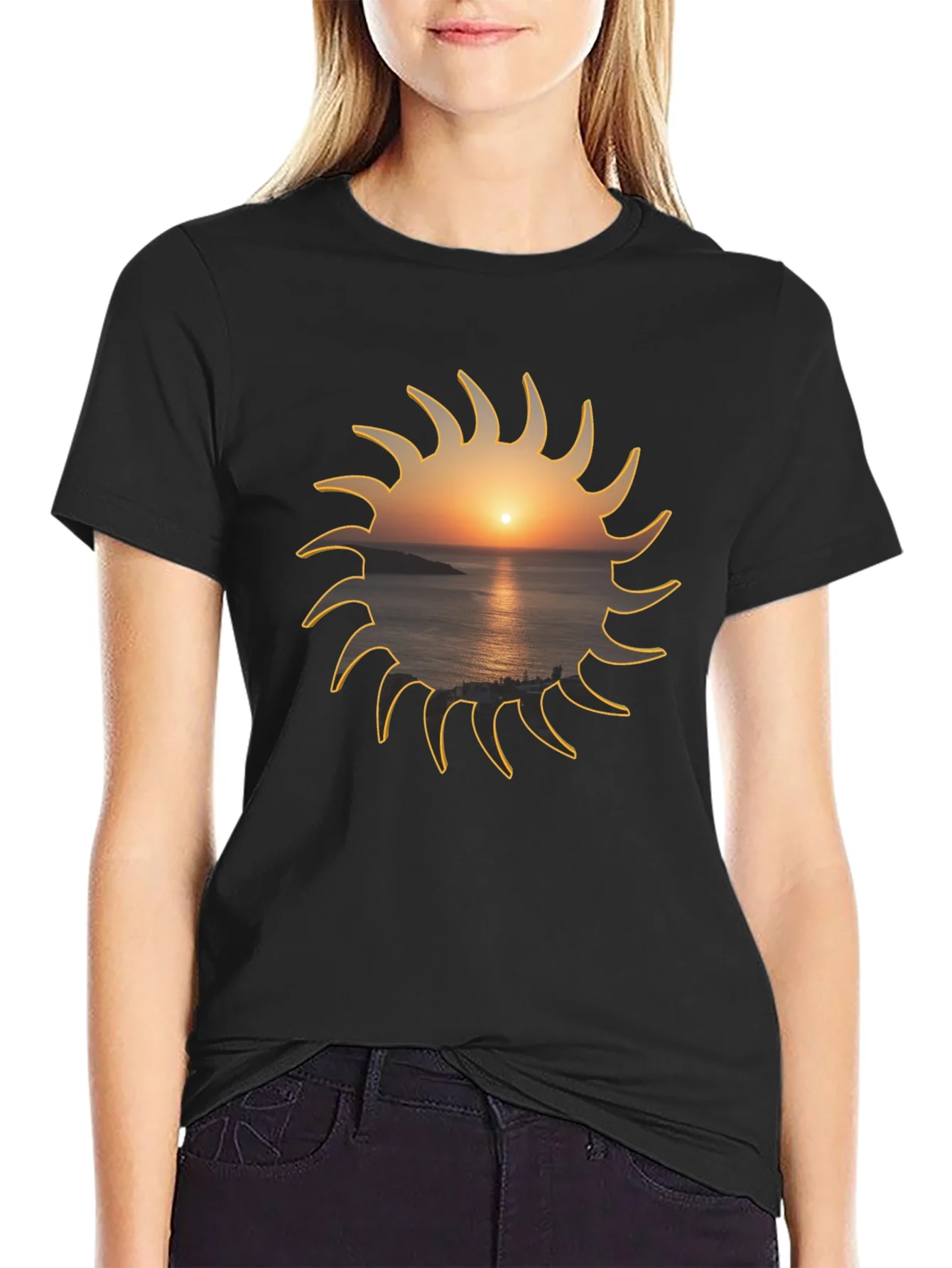 Camiseta Negra Sol con Atardecer Marino