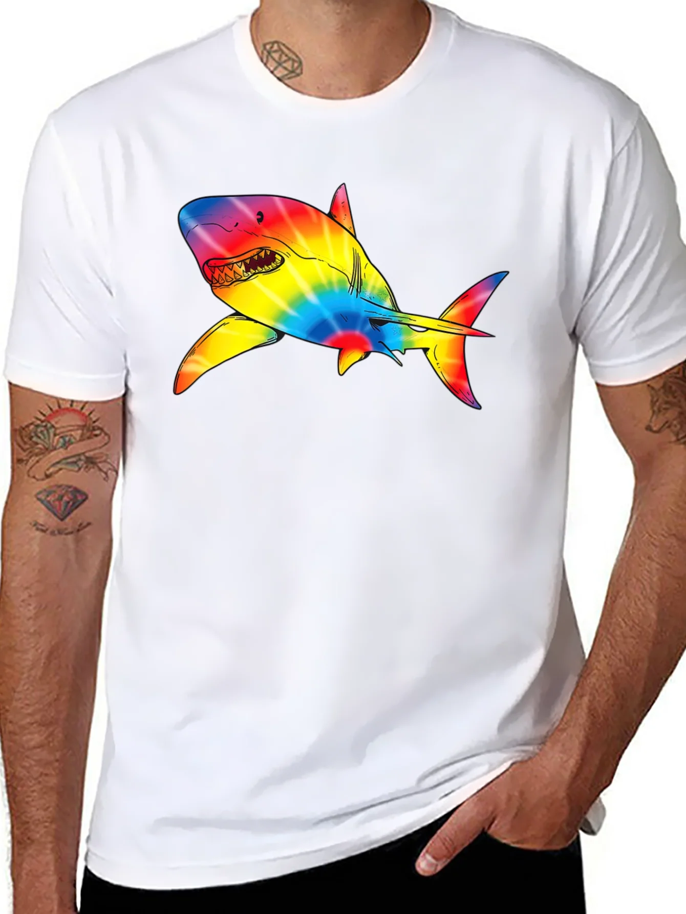 Camiseta Negra con Tibur¨®n Tie-Dye Psicod¨¦lico