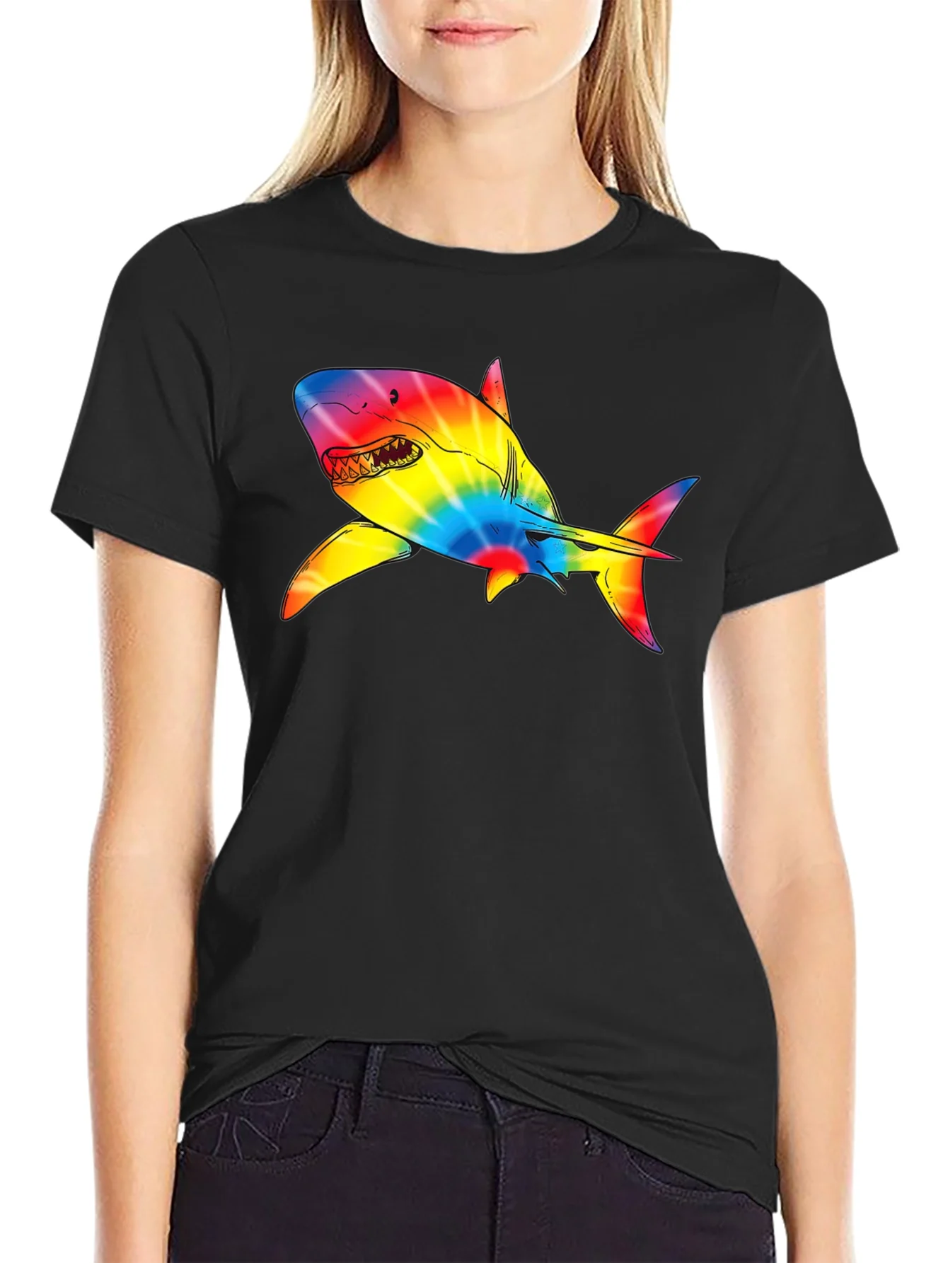 Camiseta Negra con Tibur¨®n Tie-Dye Psicod¨¦lico