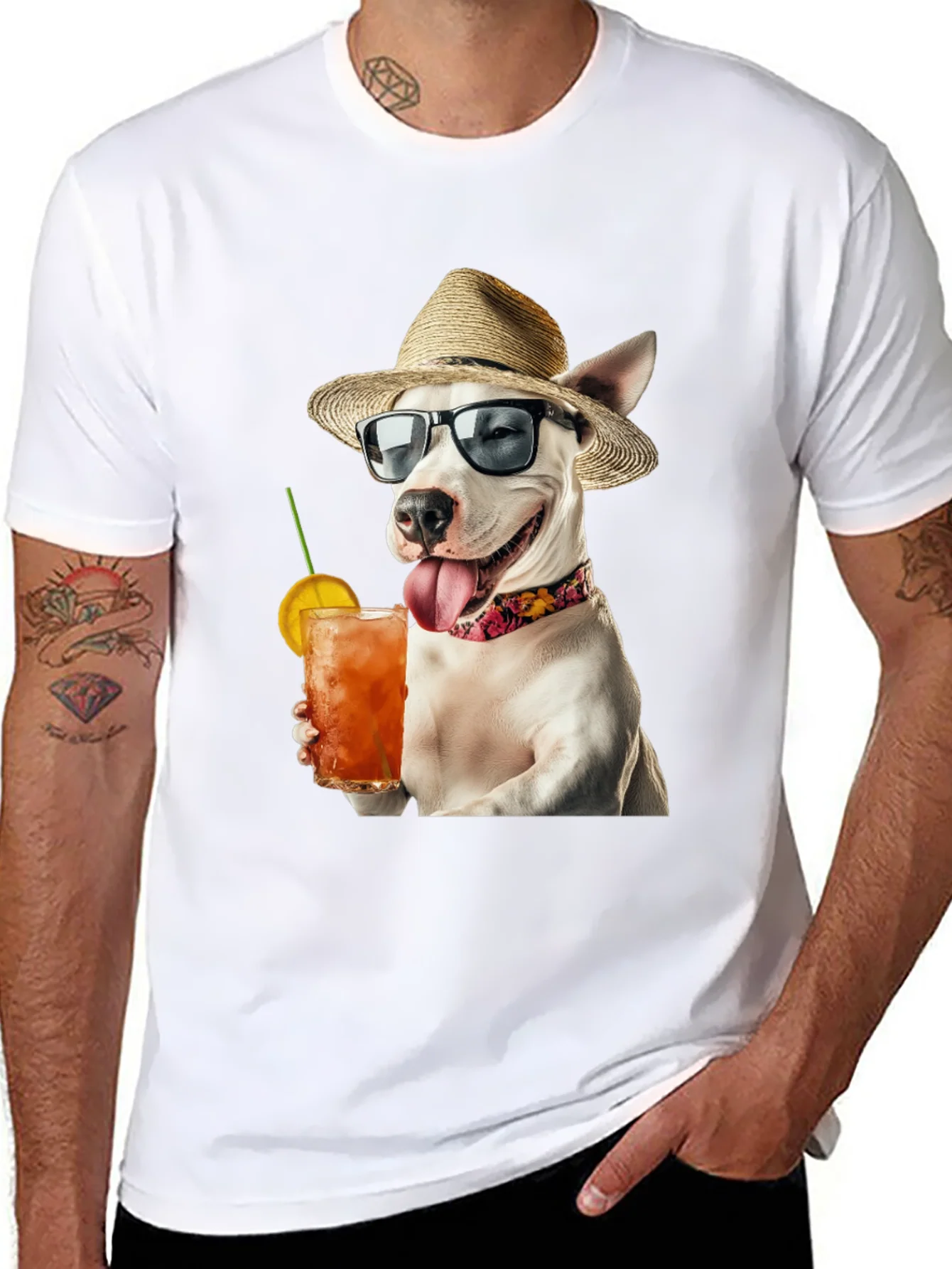 Camiseta Negra con Perro Bebiendo C¨®ctel