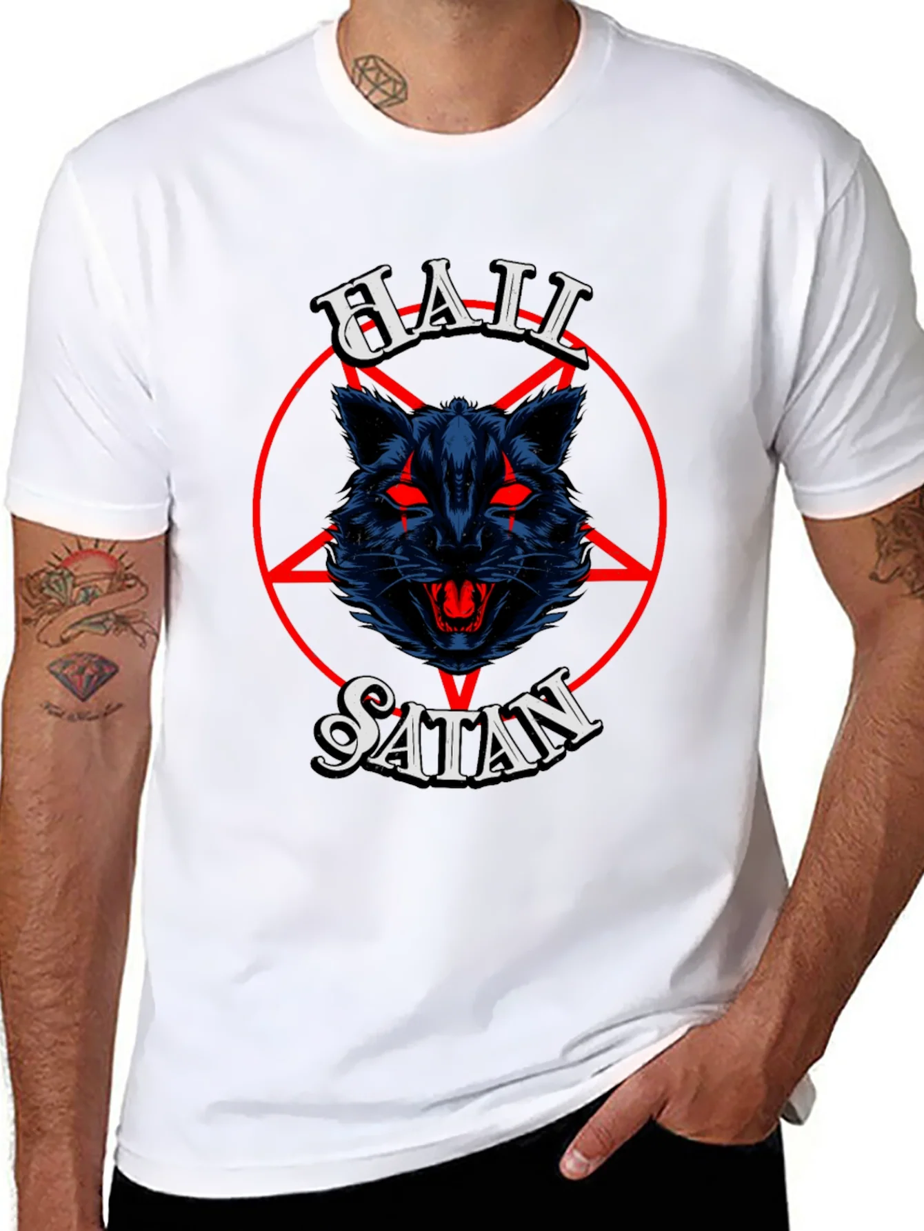 Camiseta Negra Hail Satan con Dise?o Gr¨¢fico