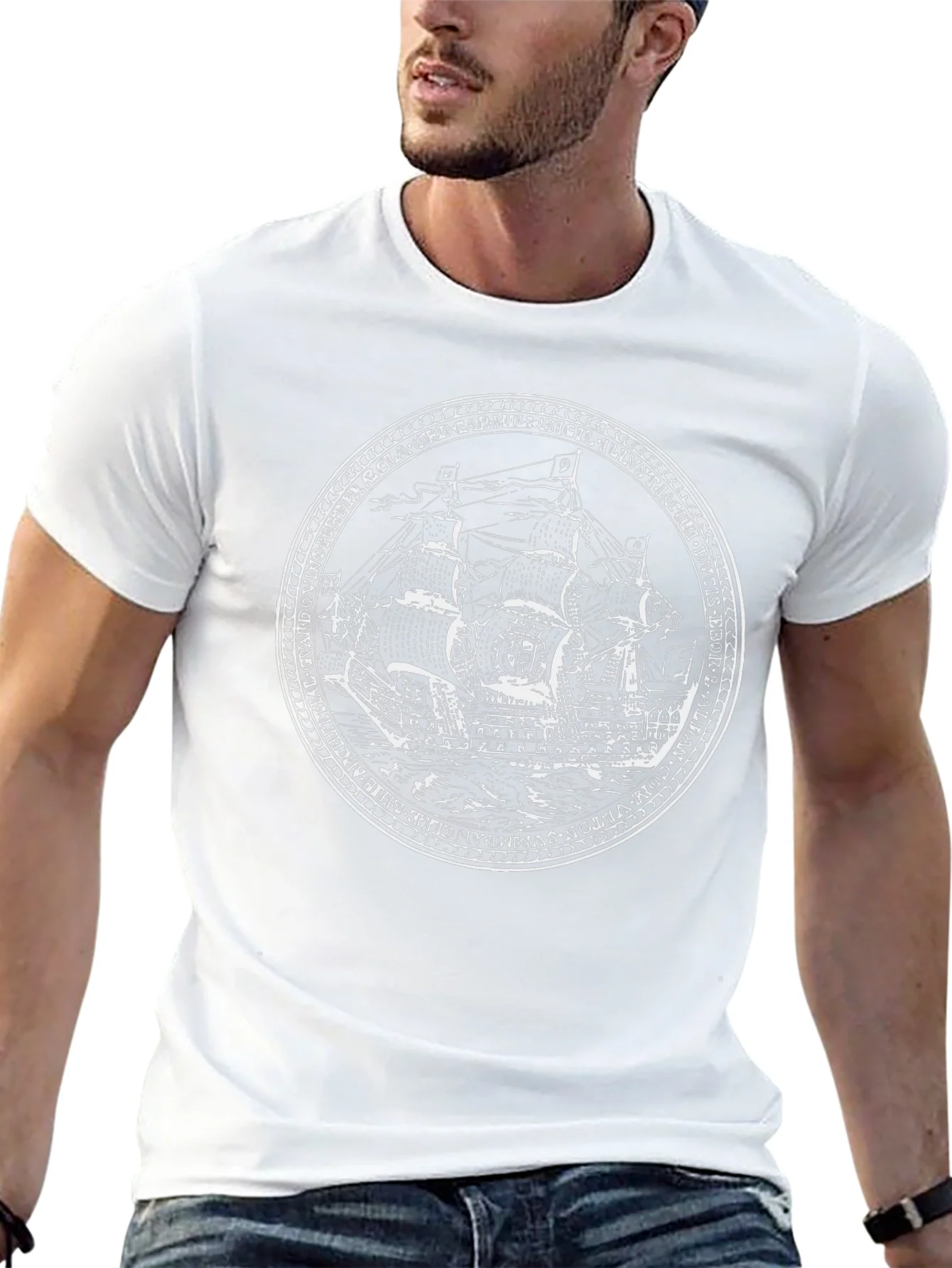 Camiseta Negra con Dise?o de Barco Antiguo