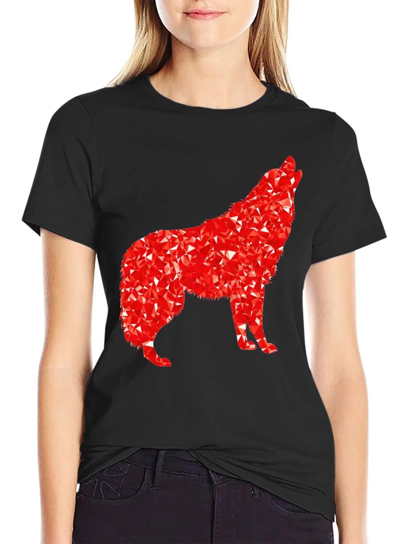 Camiseta Negra con Lobo Rojo Abstracto